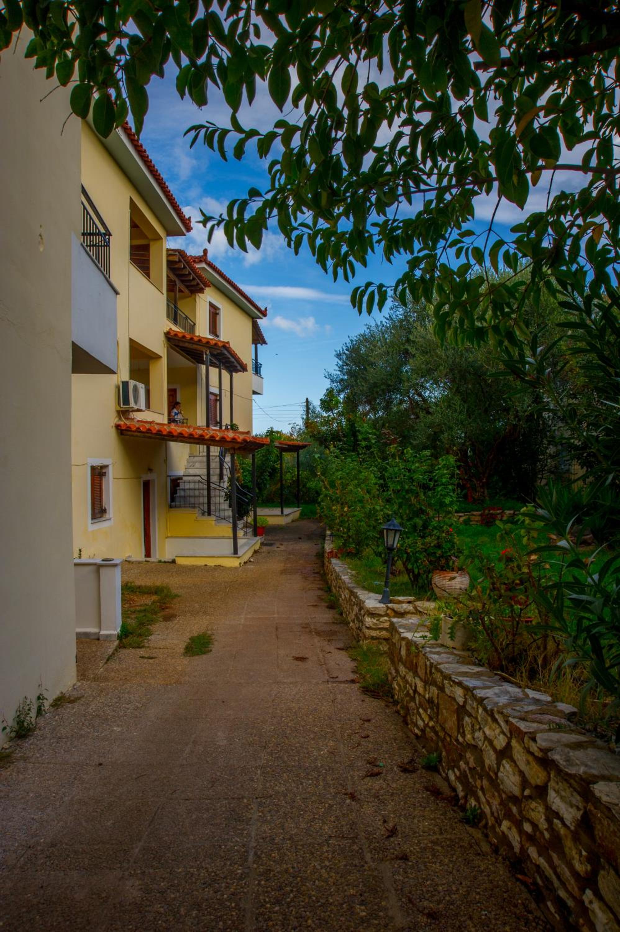 Niki Apartments
