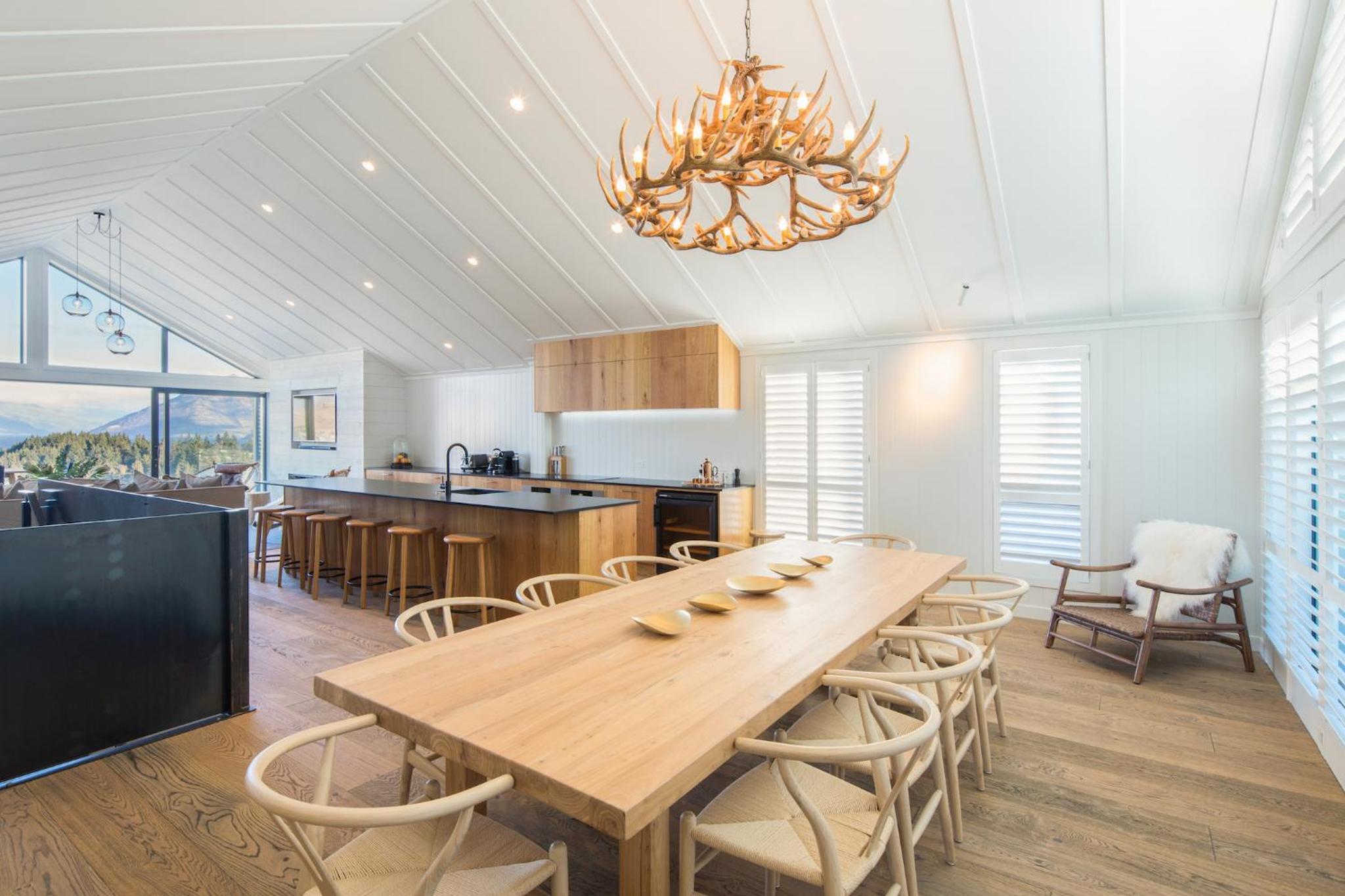 Kahurangi Luxury Holiday Home by MajorDomo view 5