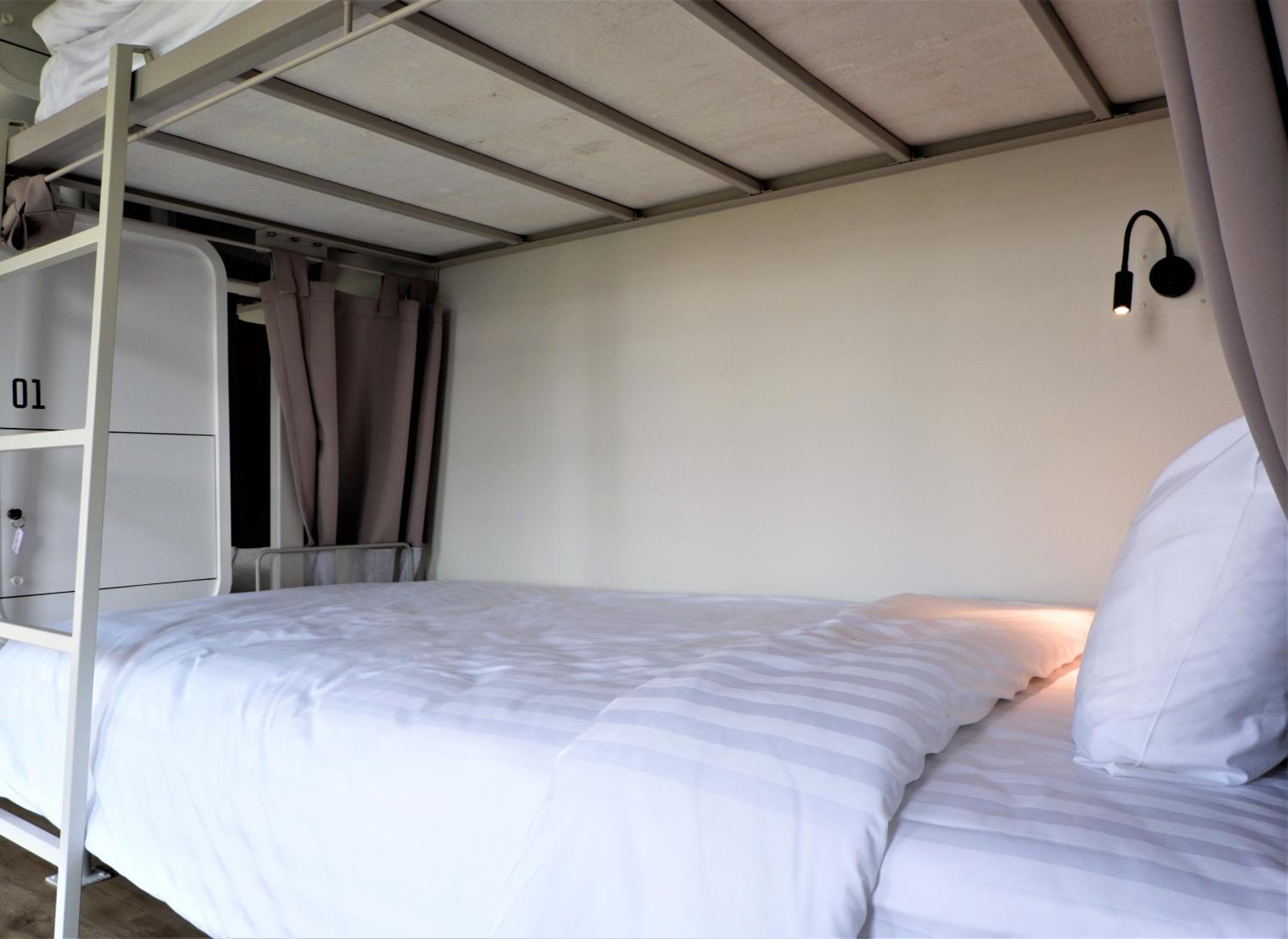 Bedspread Hostel