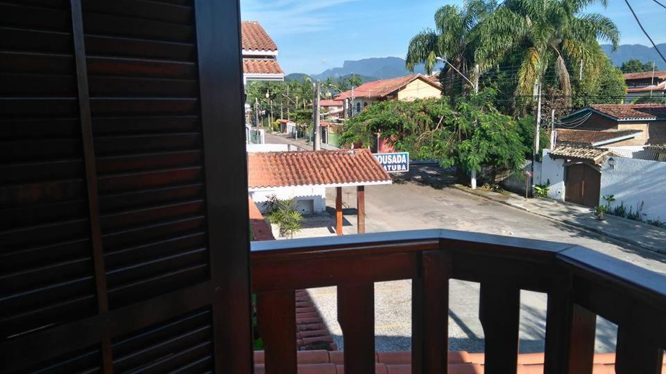 Casa Gomes com 3 suítes e ar-condicionado até 12 pessoas em Ubatuba Itaguá