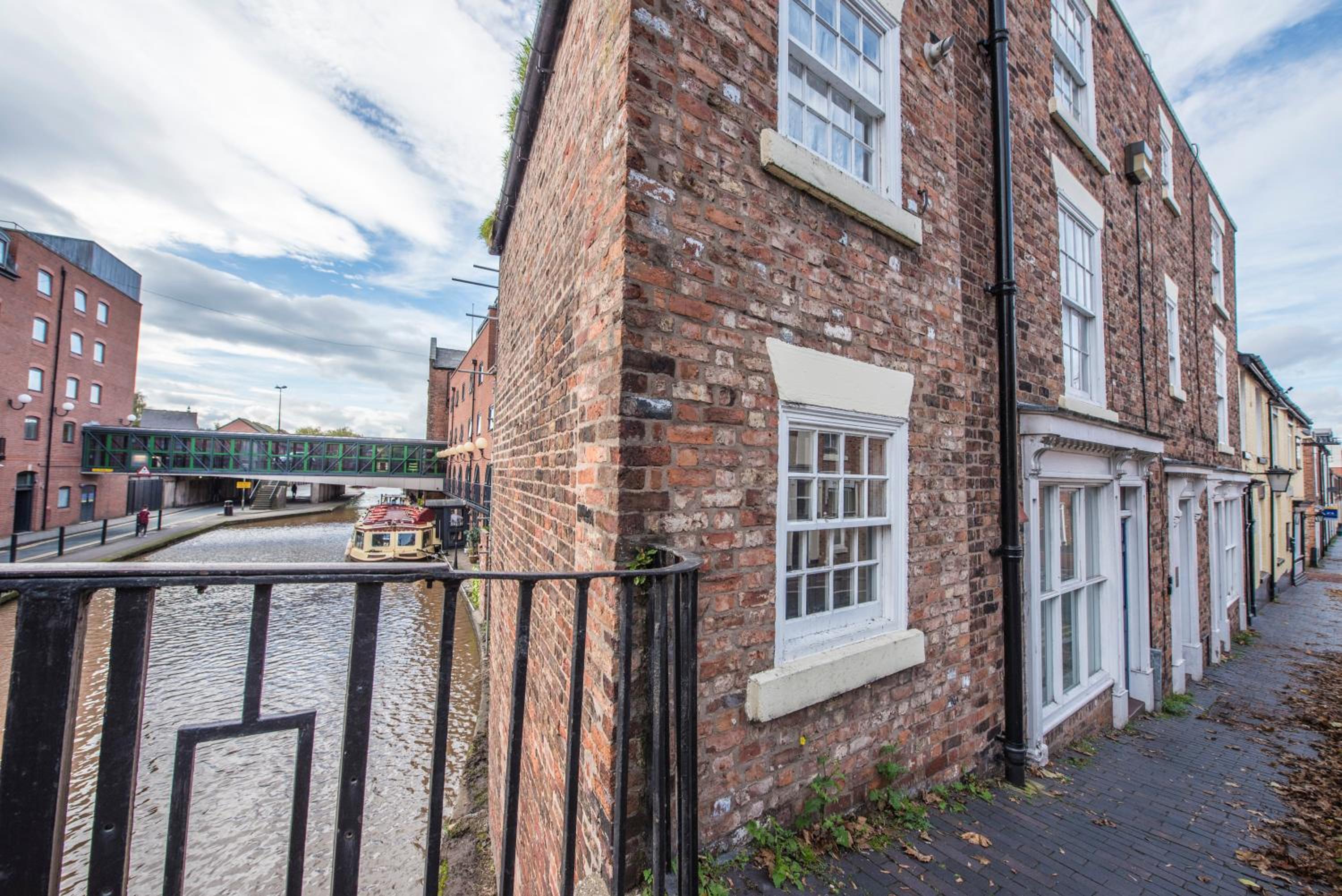 Georgian Terrace, Chester view 2