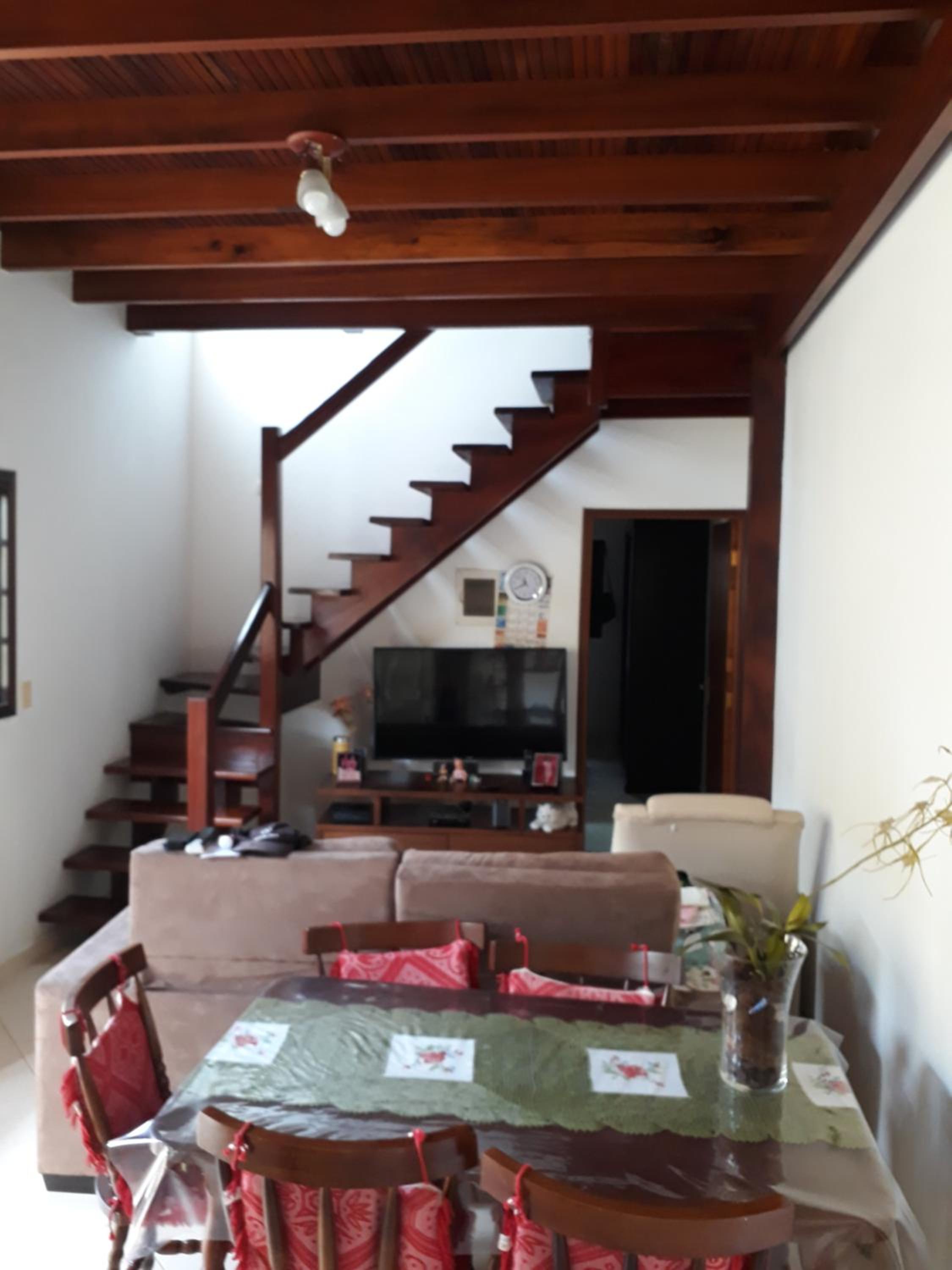 Casa Gomes com 3 suítes e ar-condicionado até 12 pessoas em Ubatuba Itaguá