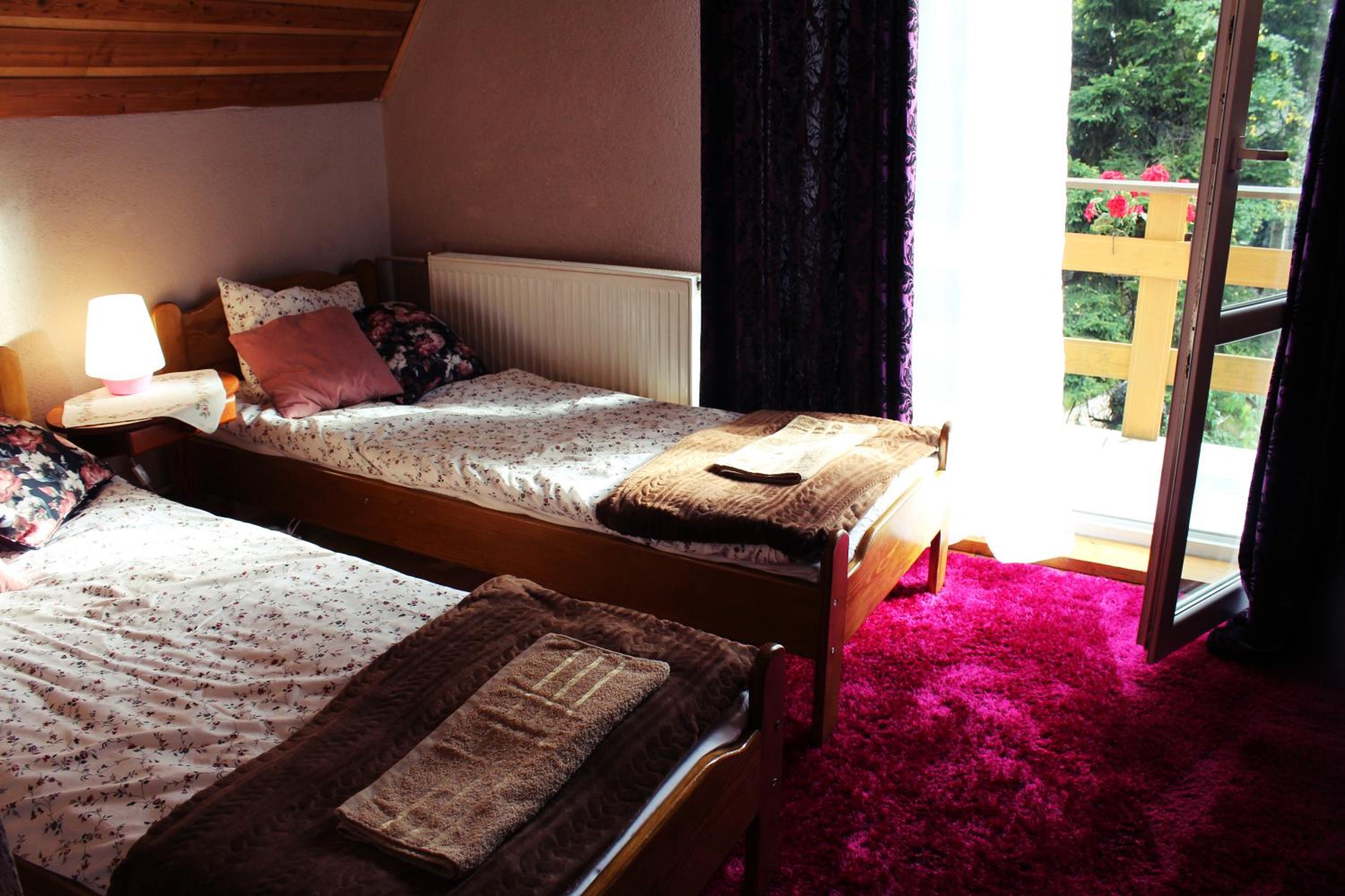 Photo 33
