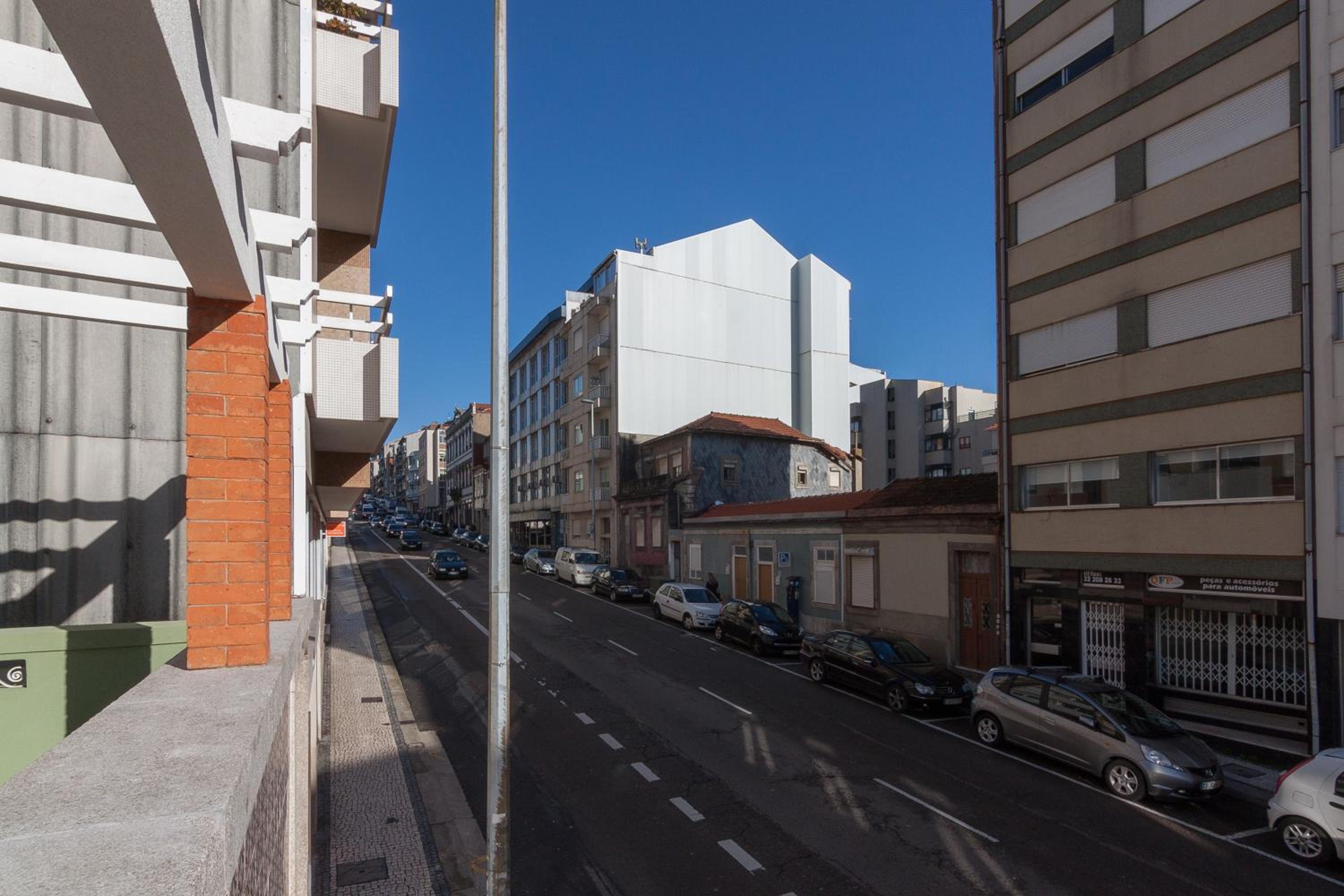 Terrace Camões view 2