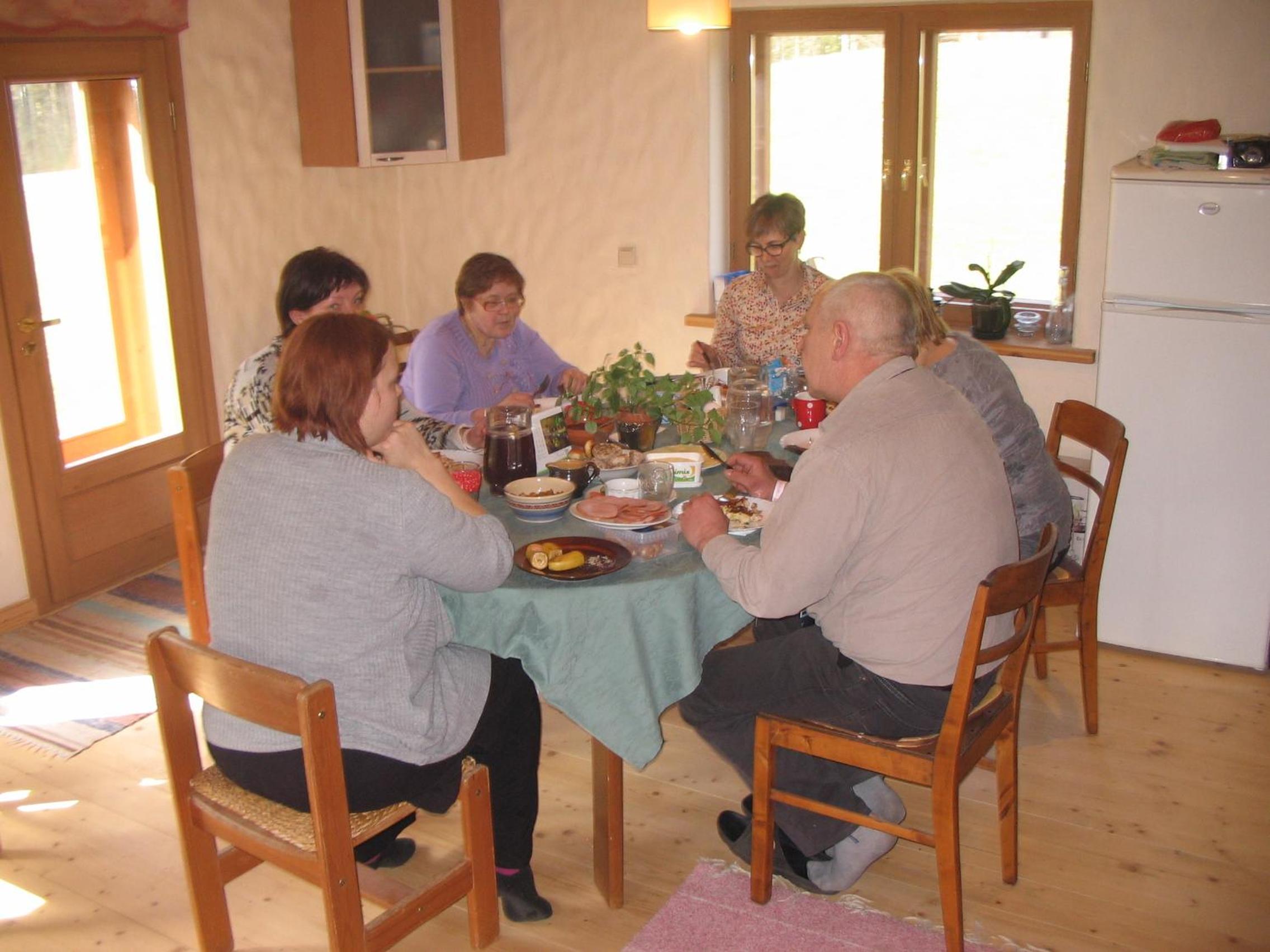 Photo 9