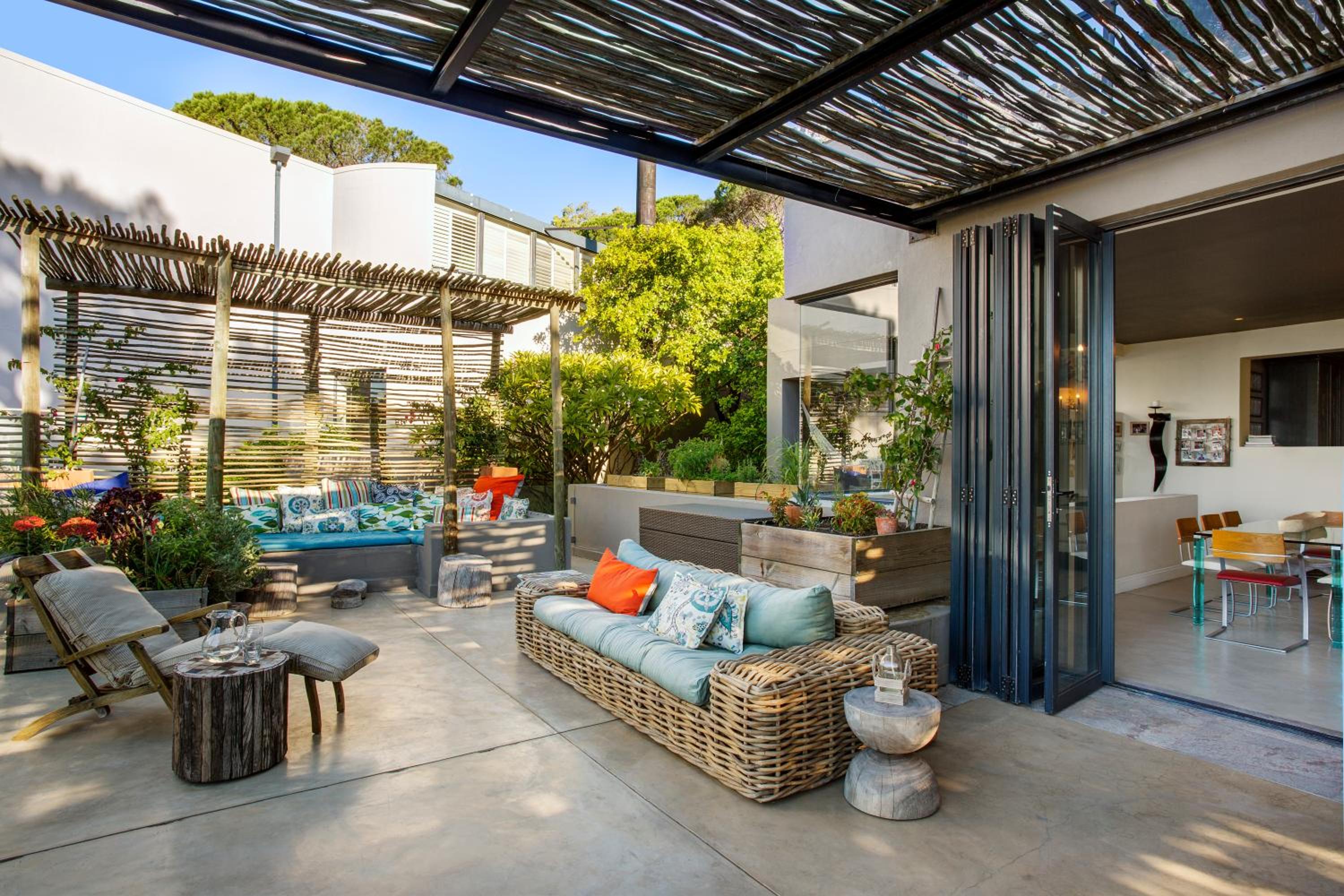 Solar-Powered Table Mountain Retreat