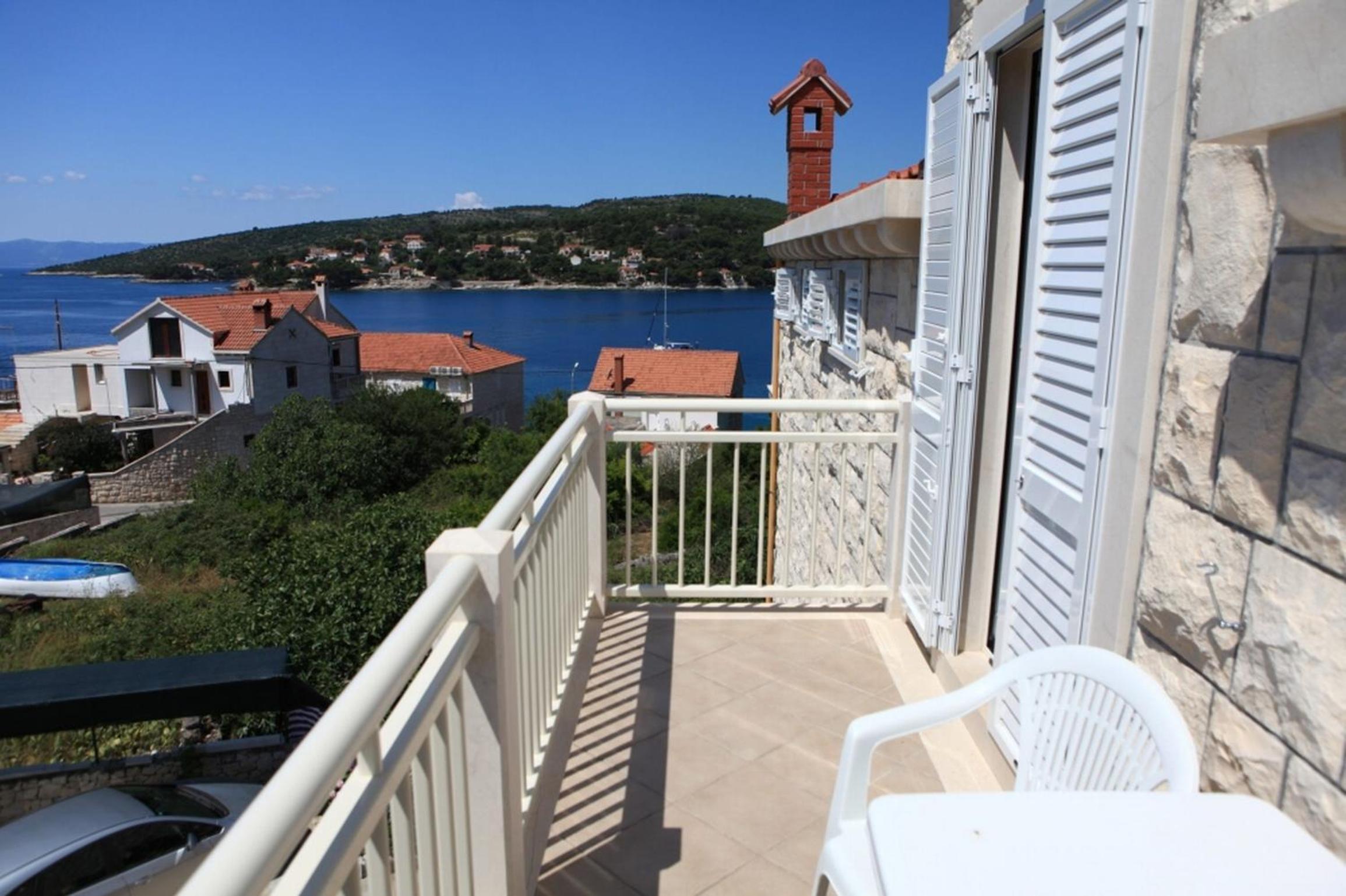 Apartments Leontina