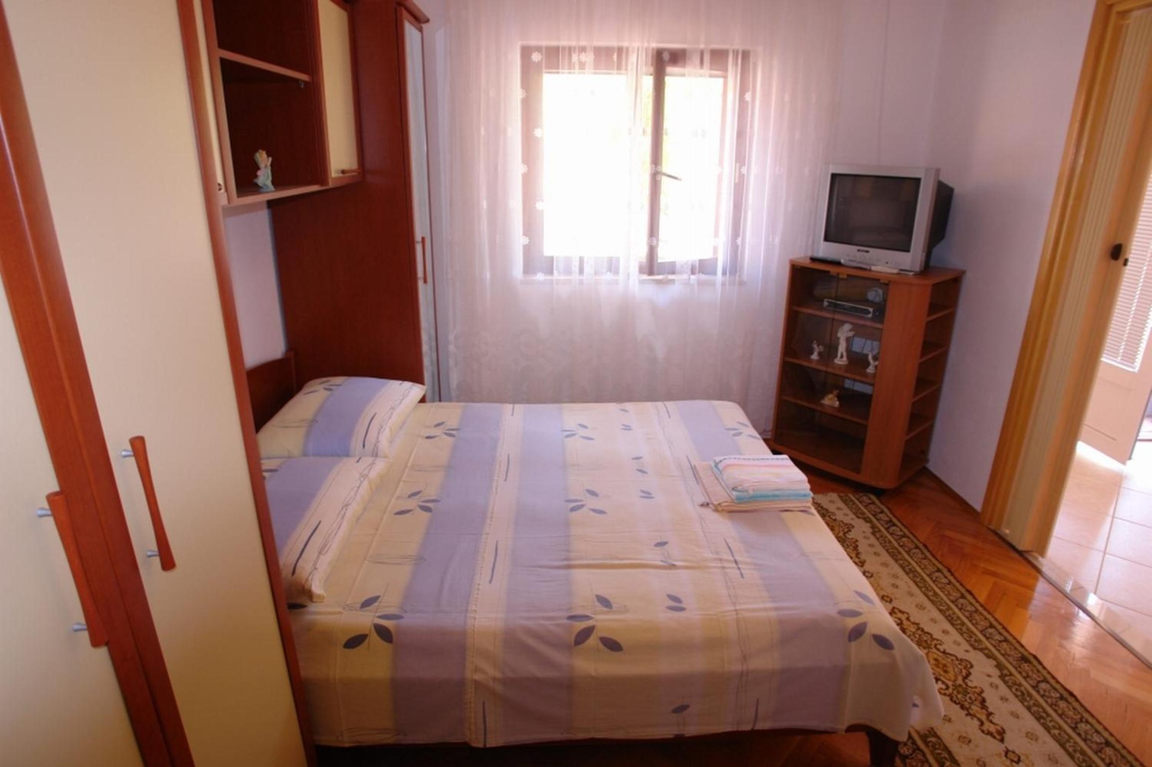 Apartments Leontina