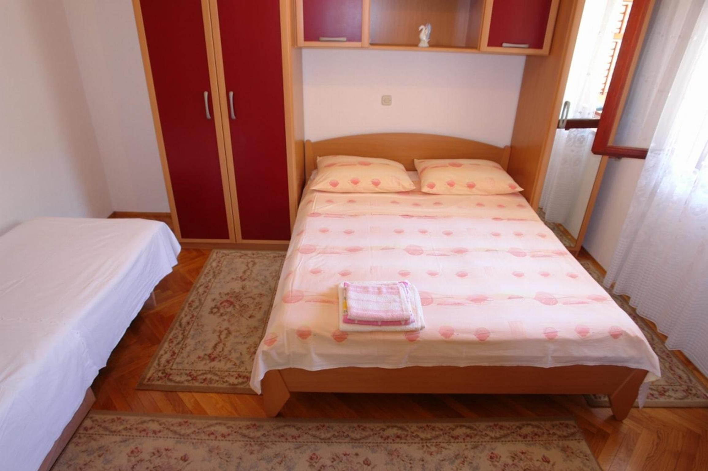 Apartments Leontina