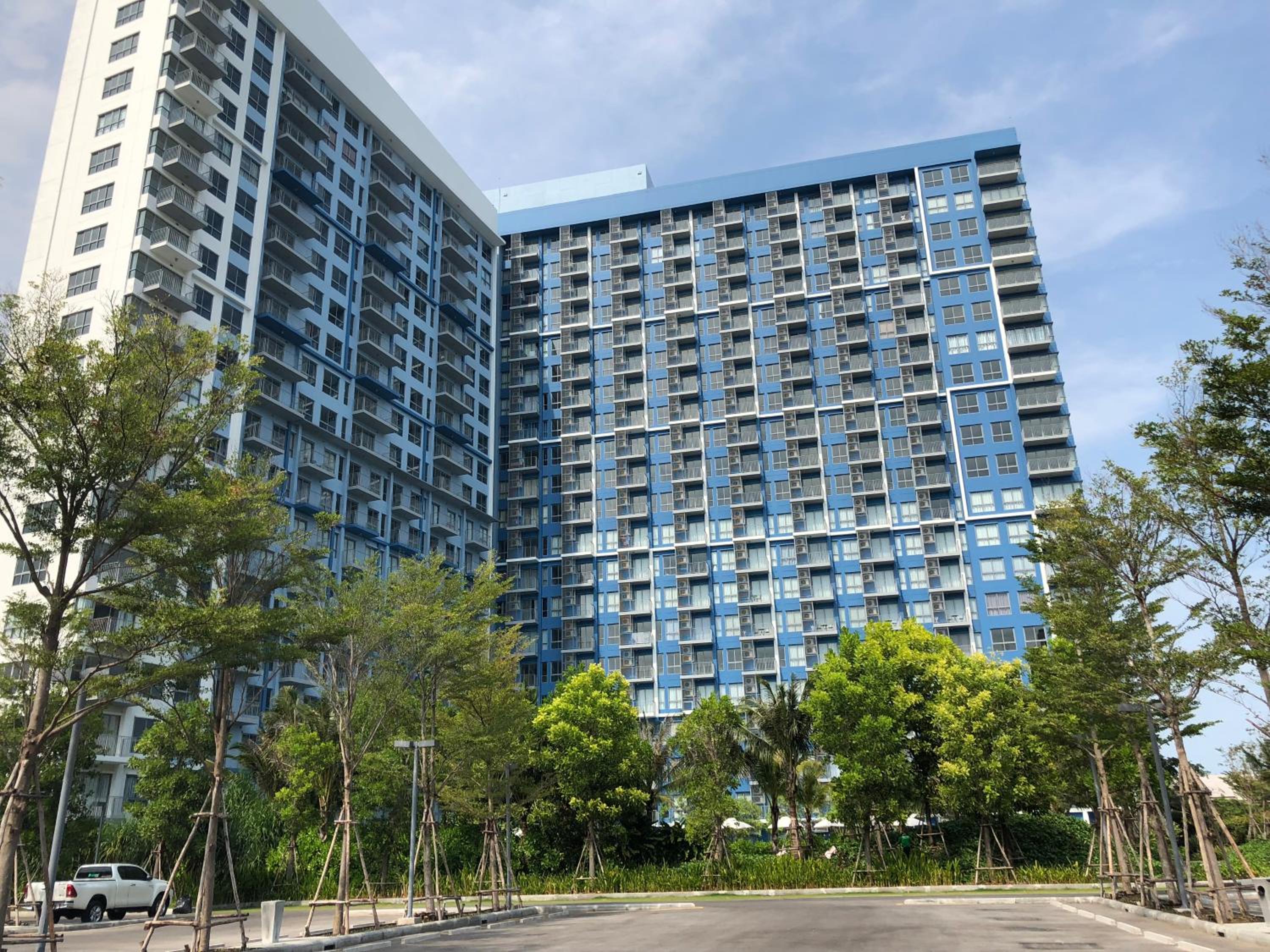 Baan Thew Talay Blue By Tuk view 3