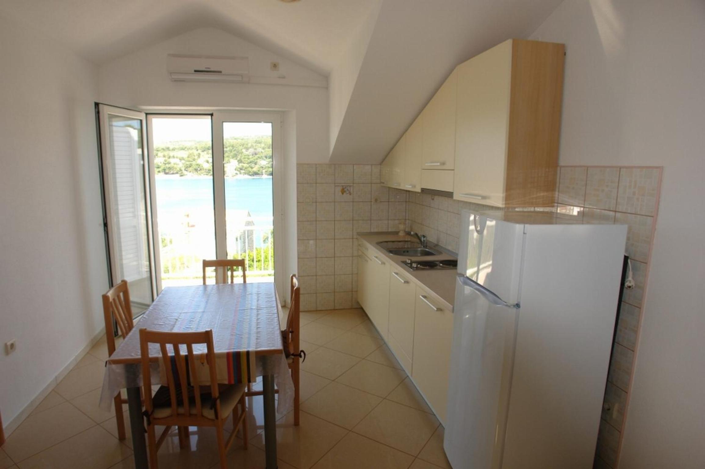 Apartments Leontina