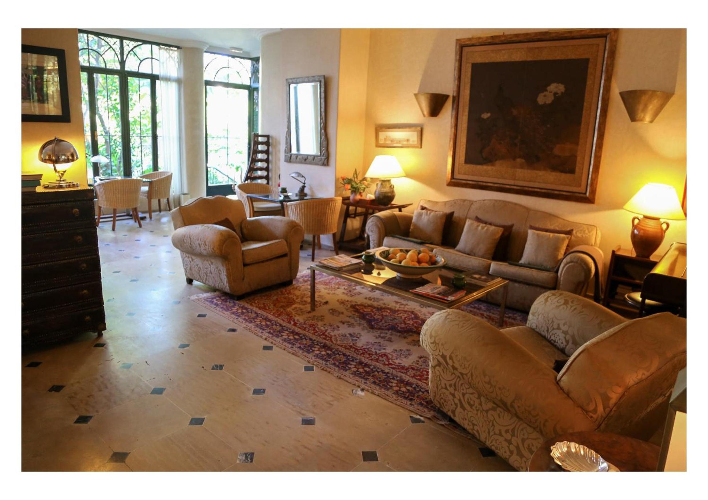 lounge