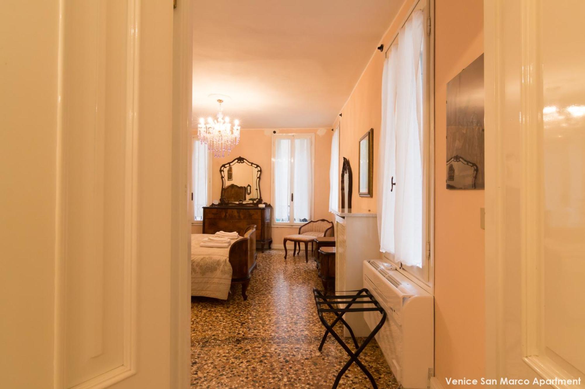 Venice San Marco Apartment