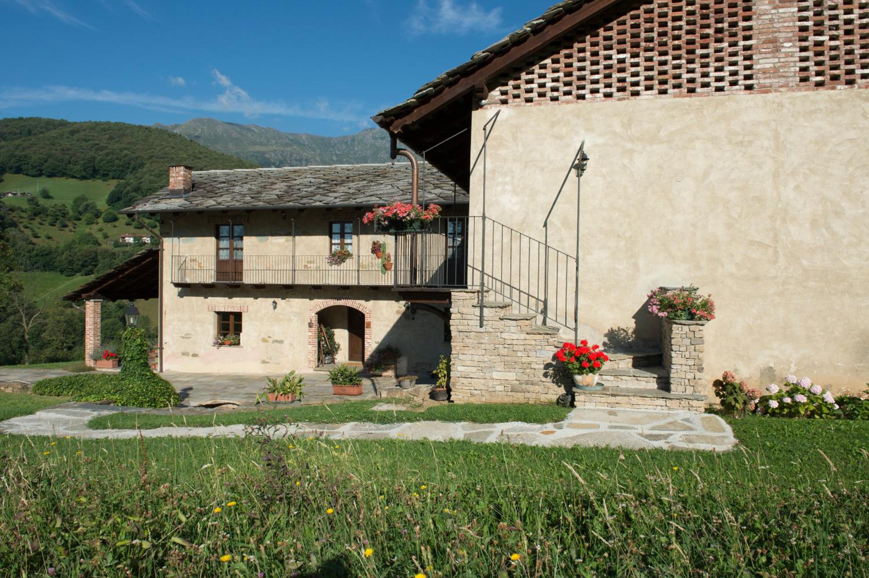 Ca' dal Pipa view 3
