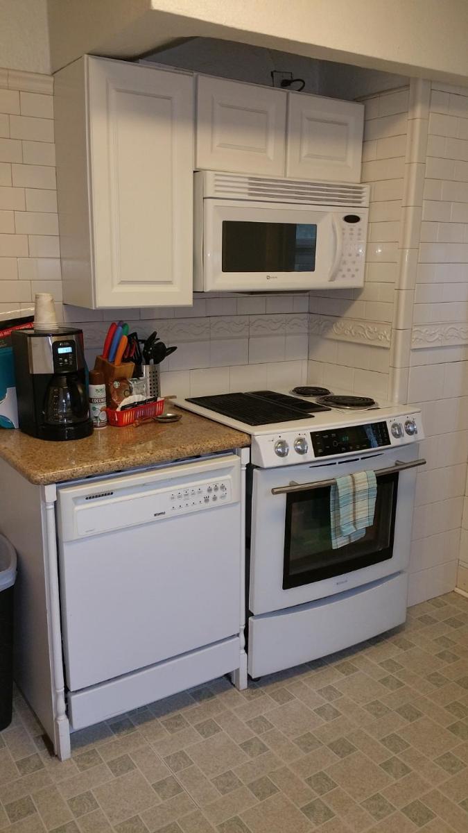 Lovely Smart Craftsman King HDTV WIFI AC Yard