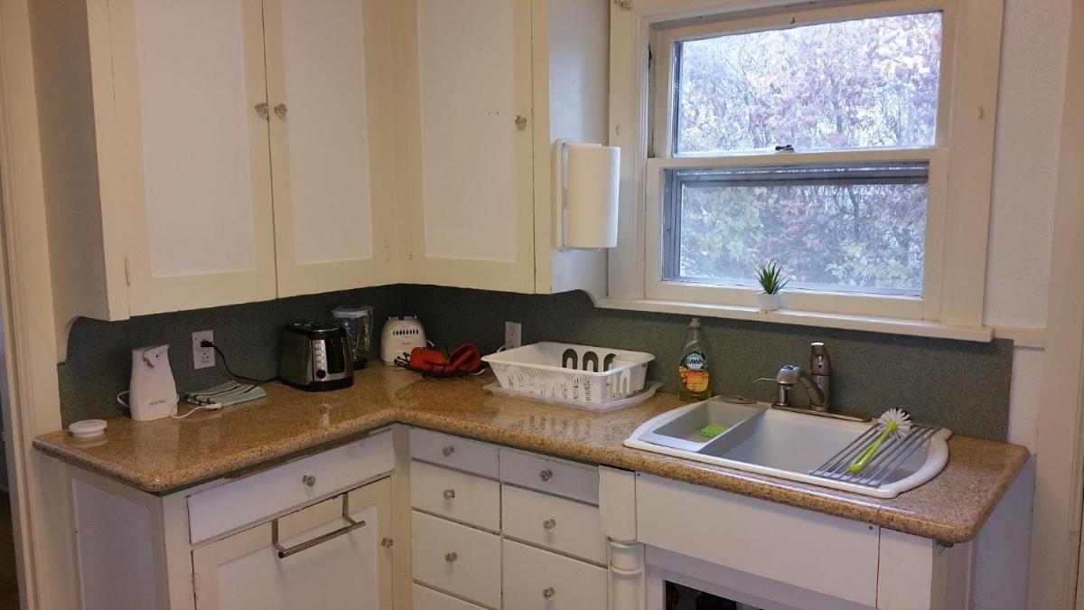Lovely Smart Craftsman King HDTV WIFI AC Yard