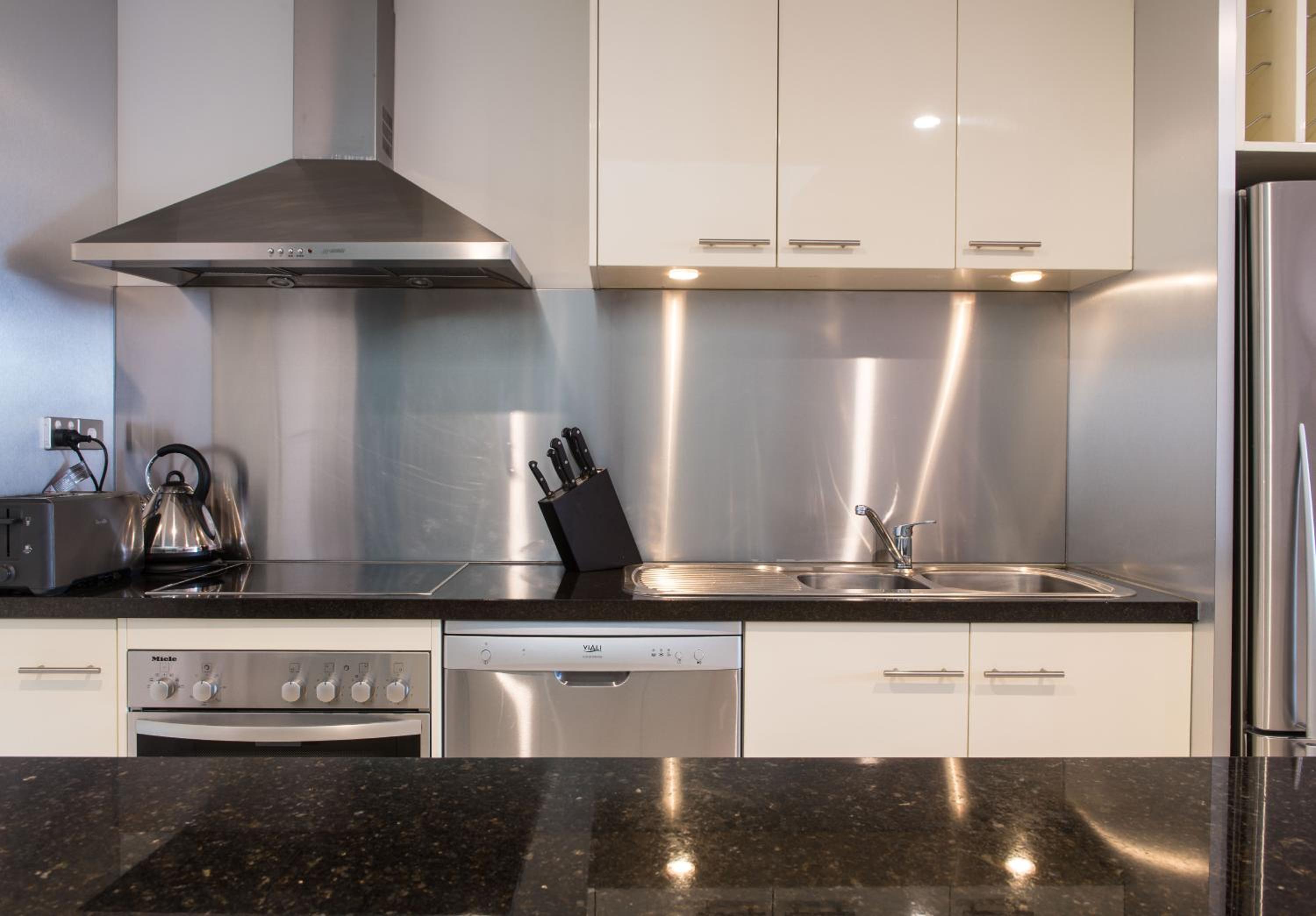 Sullivans Cove Apartments, photo 112