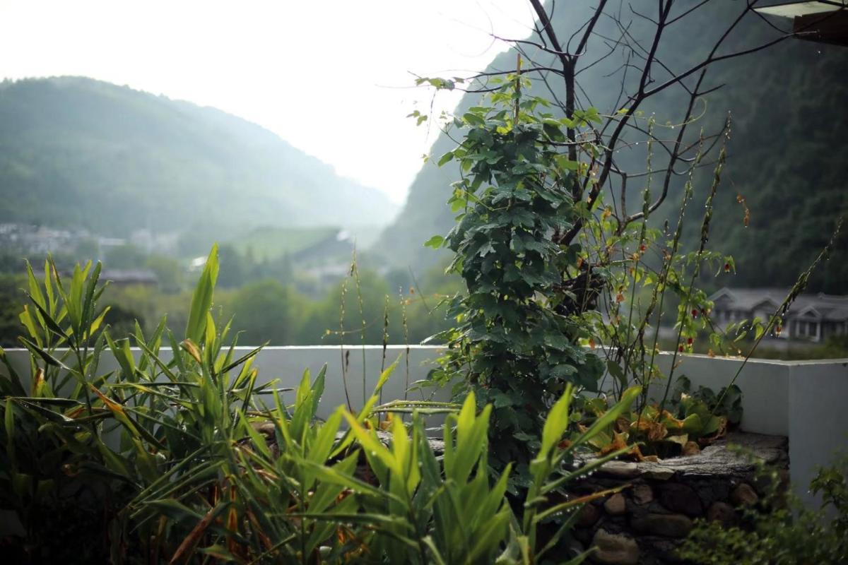 Zhangjiajie One city one inn