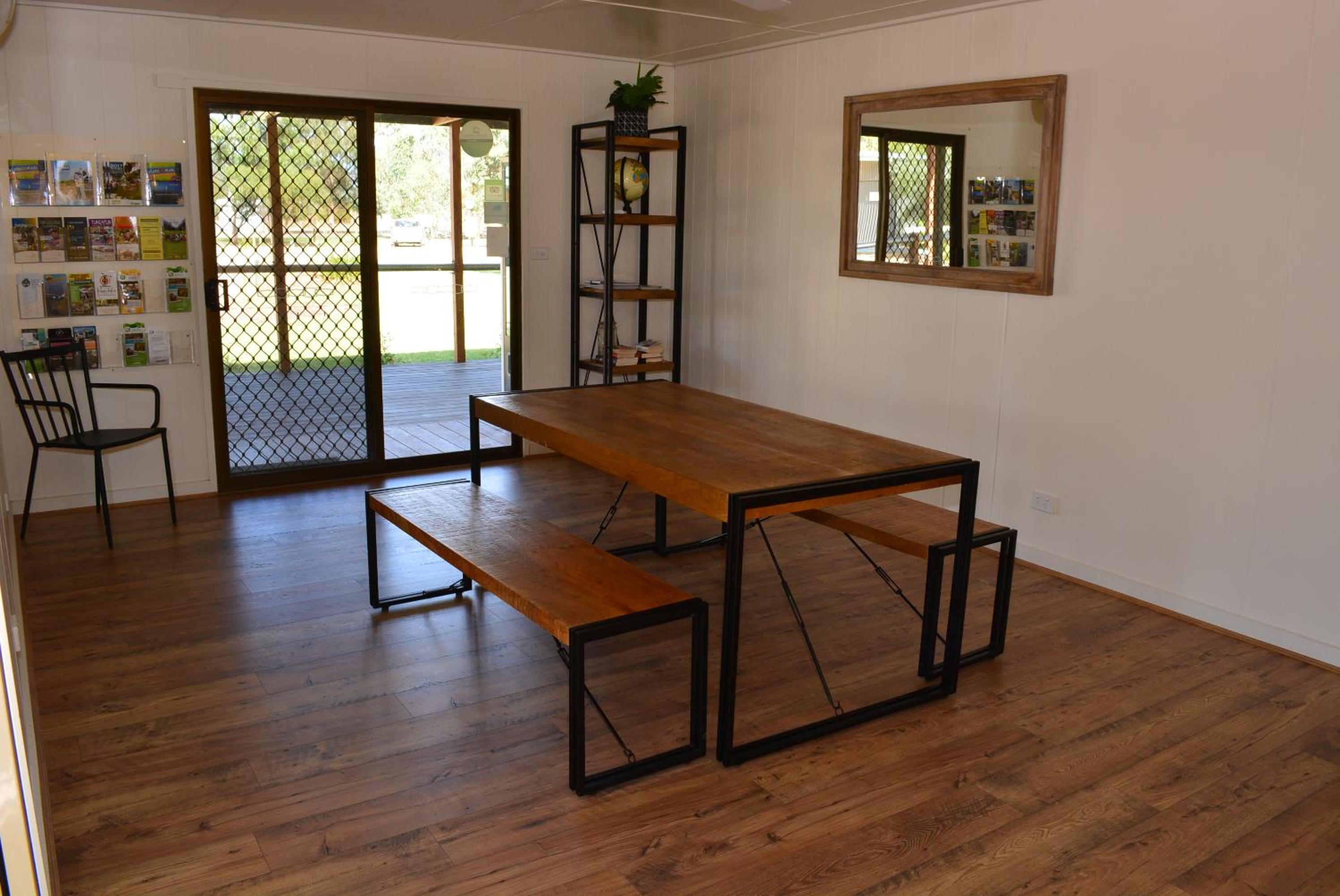 Yarrawonga Riverlands Tourist Park