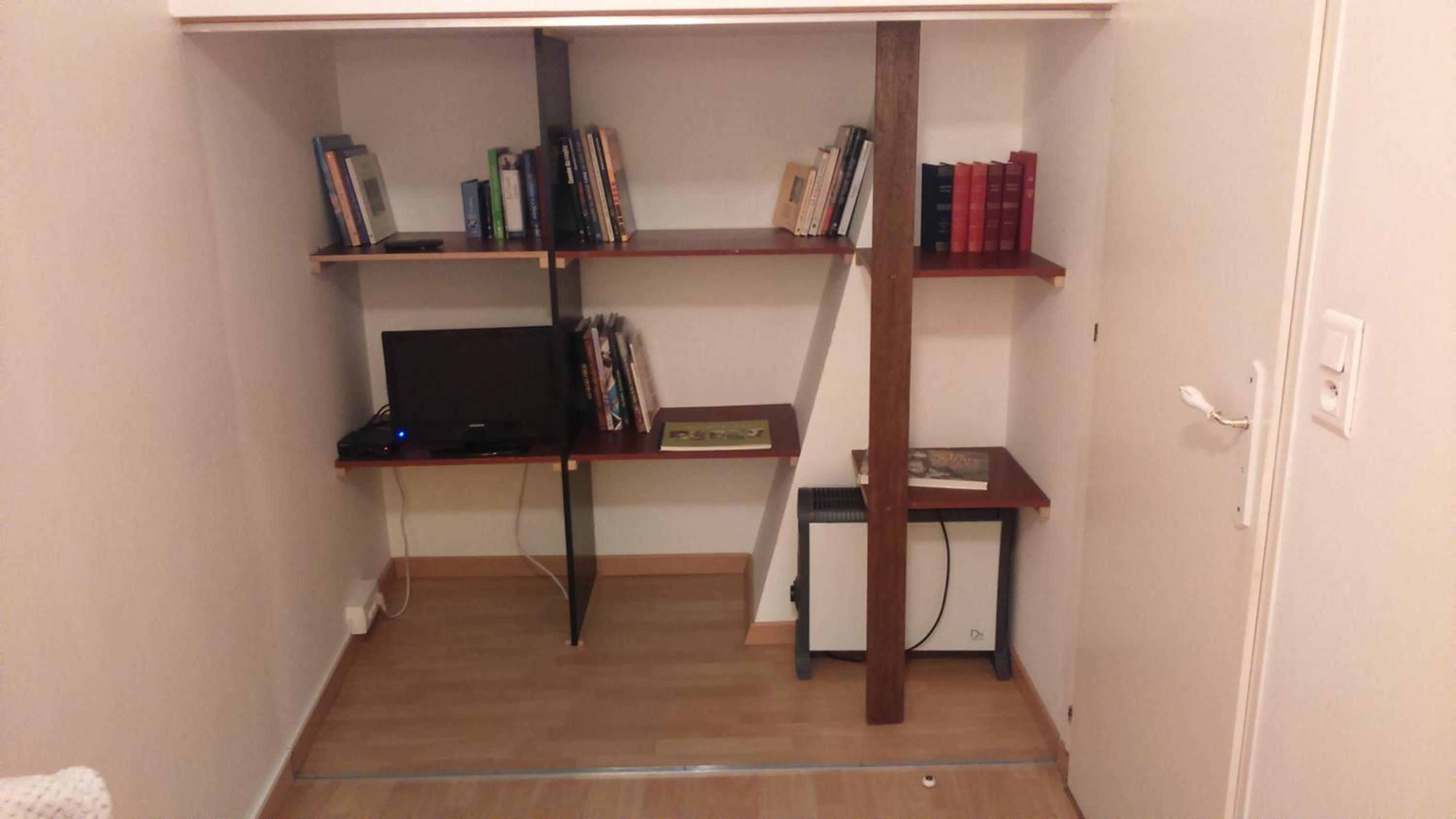 Photo 10