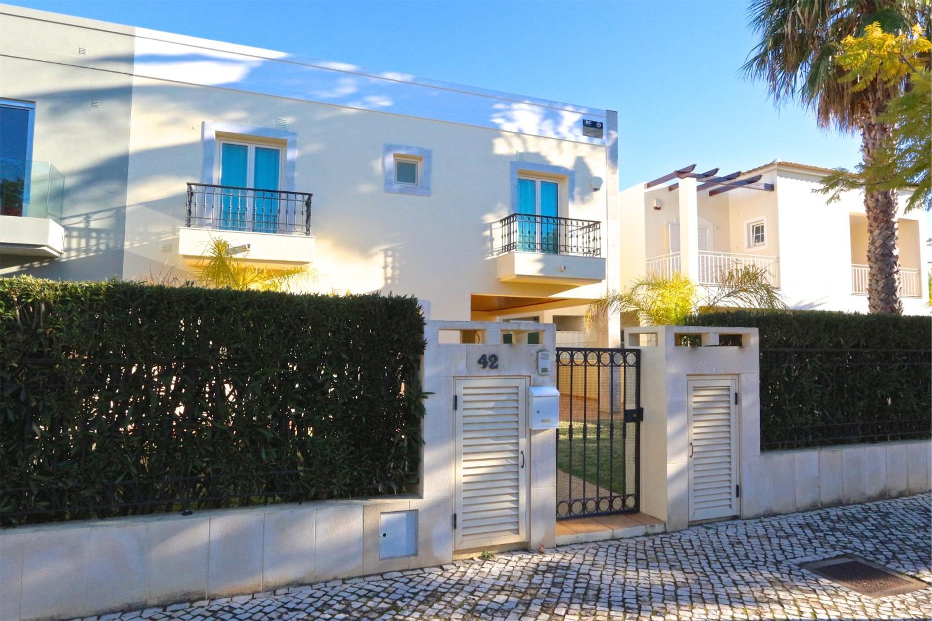 Hotel Villa Heloise 139 - Clever Details - Image 1