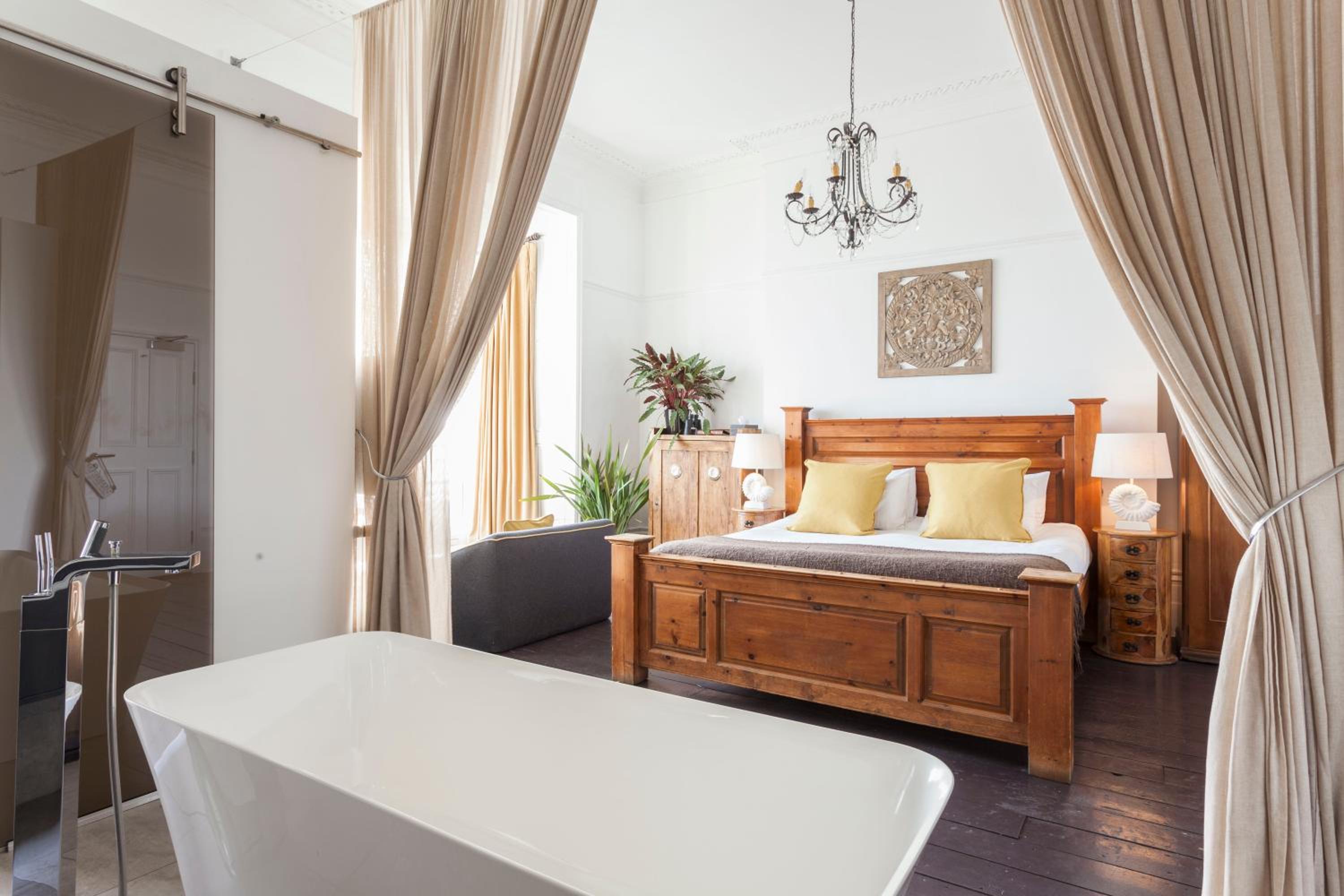Zanzibar House Award Winning 8-Bedroom Holiday Home view 3