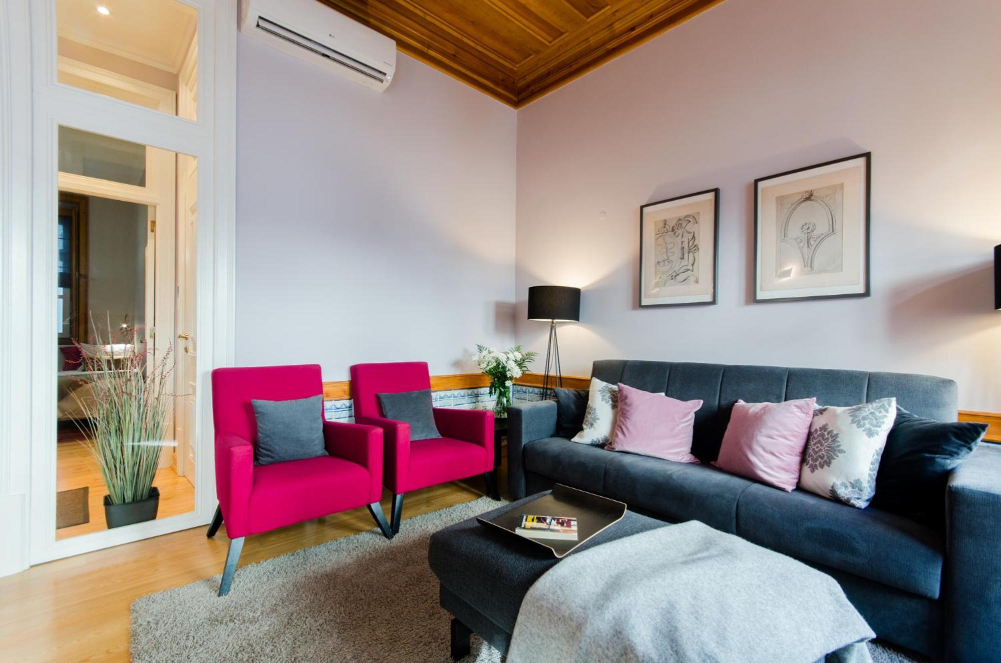 Baixa Downtown Fabulous And Sophisticate Apartment With Elevator 18th Century Building view 2