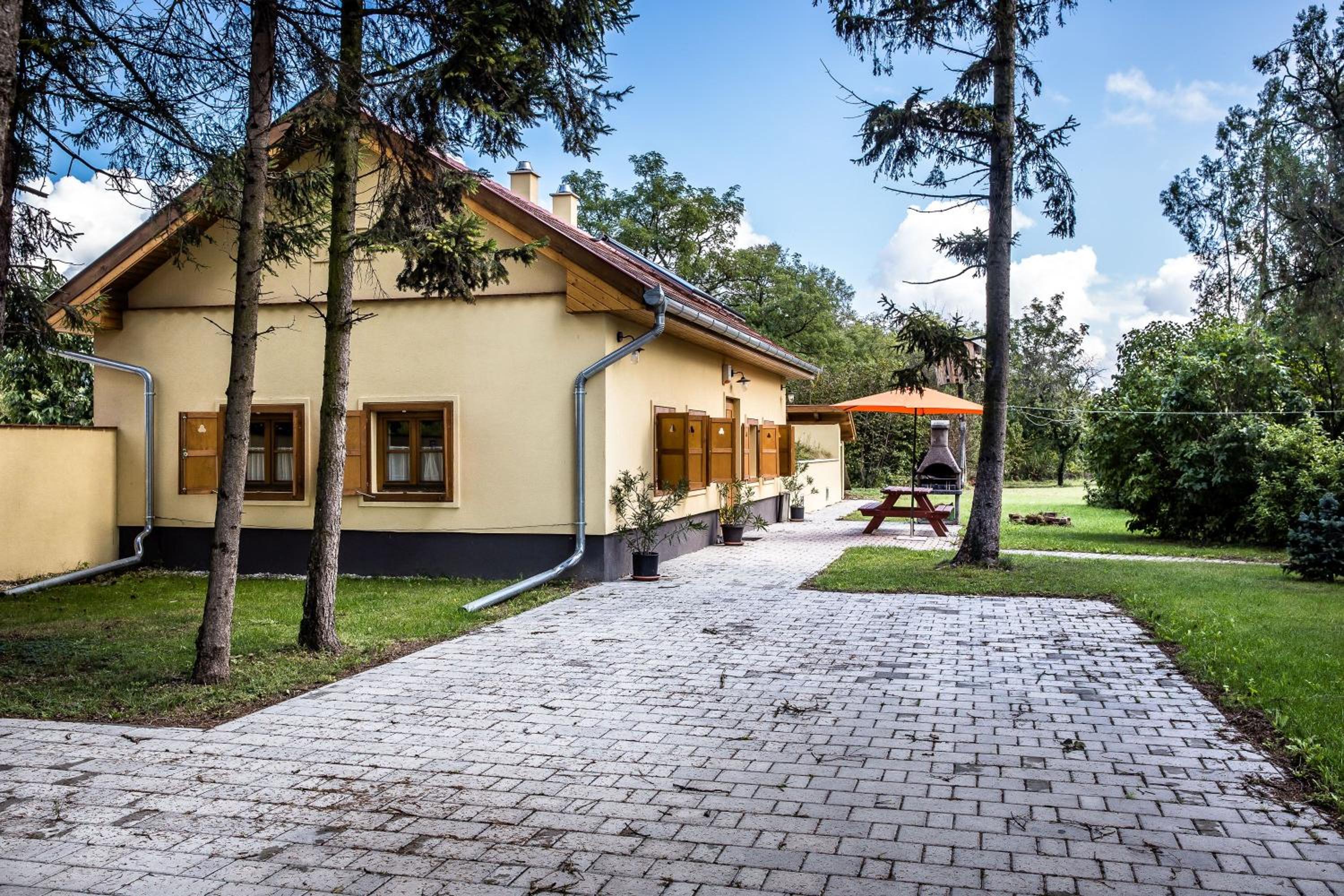 Török Vendégház view 4