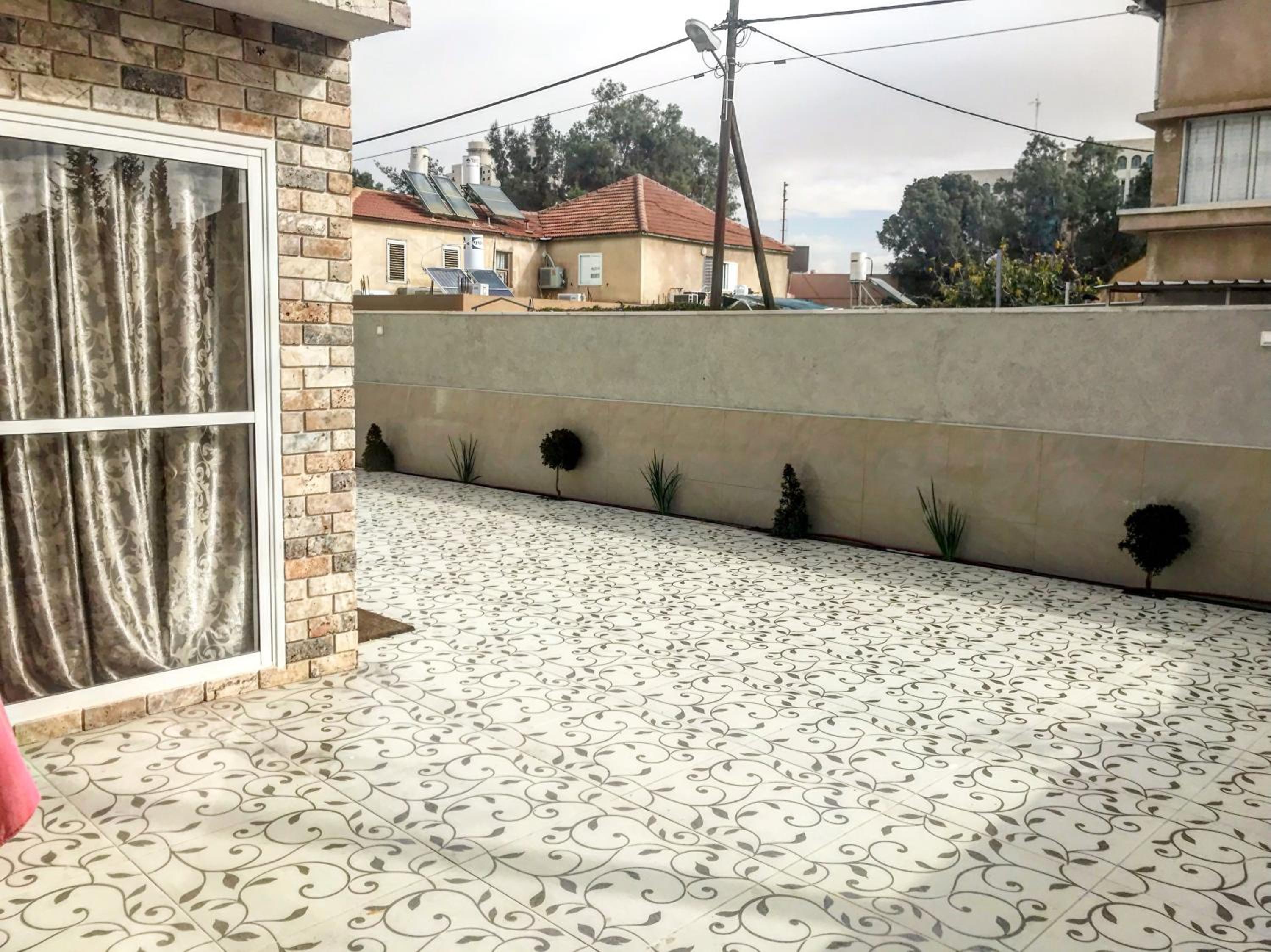 Shahal Apartments