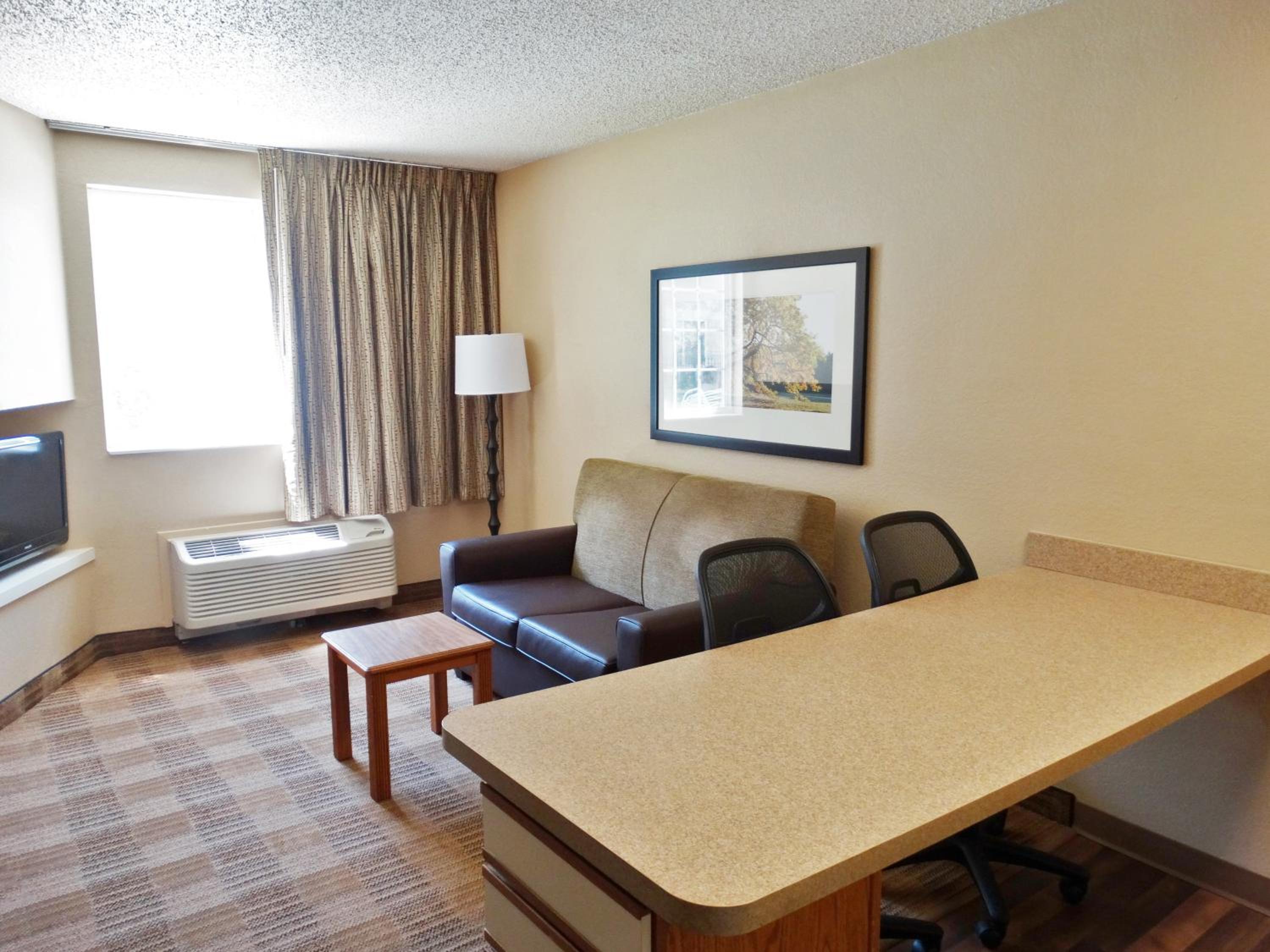 Kansas City Vacations - Extended Stay America Suites - Kansas City - Airport - Tiffany Springs - Property Image 55