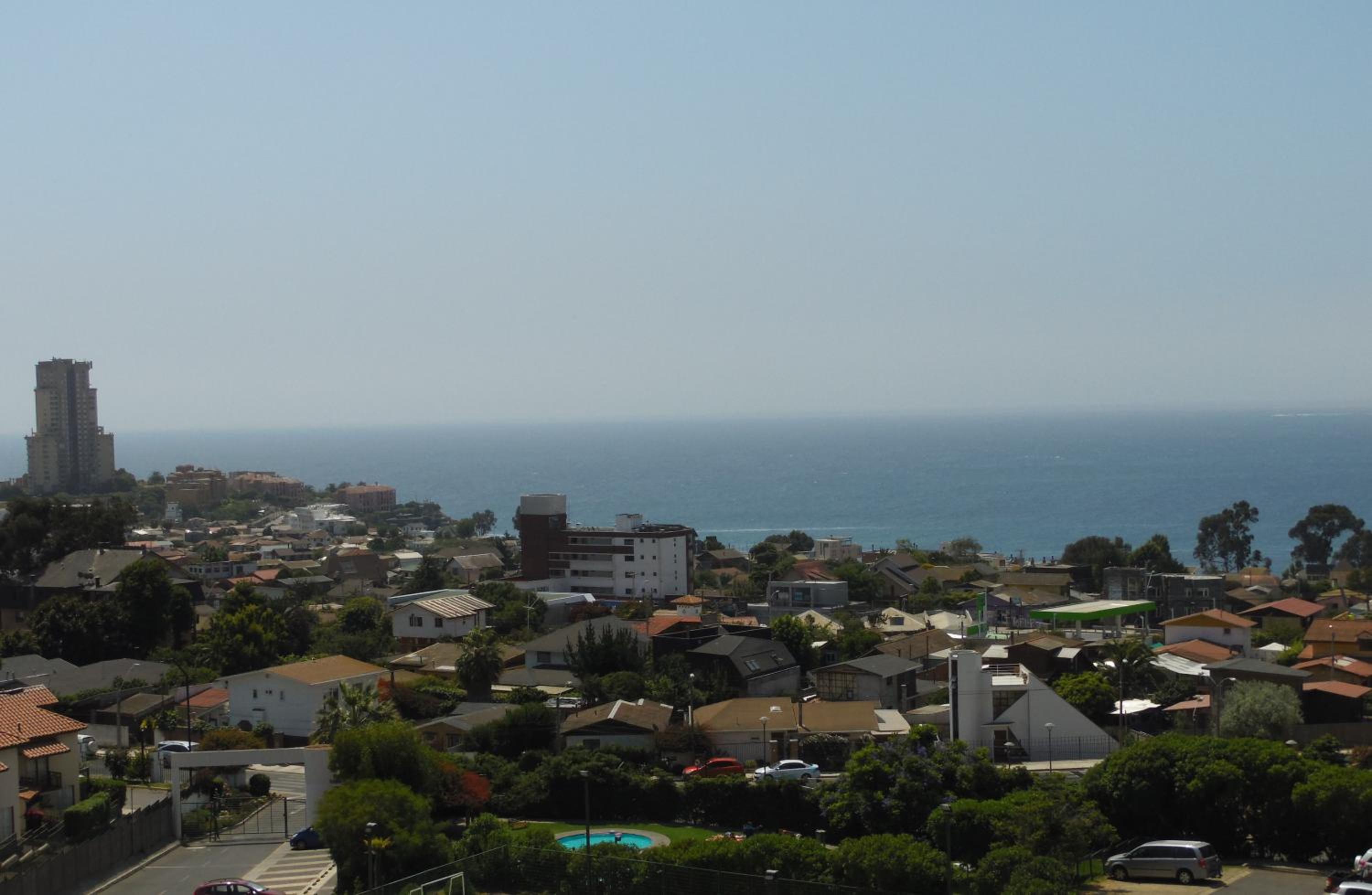 Laura Barros, Con Con view 3