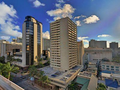 HEART of WAIKIKI,1BDRM,FREE PARKING, WIFI,NO RESORT FEES,YOUTUBE,NETFLIX ! view 2