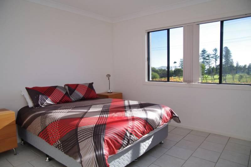 Dolphin Court 2, 1 Gowing Street