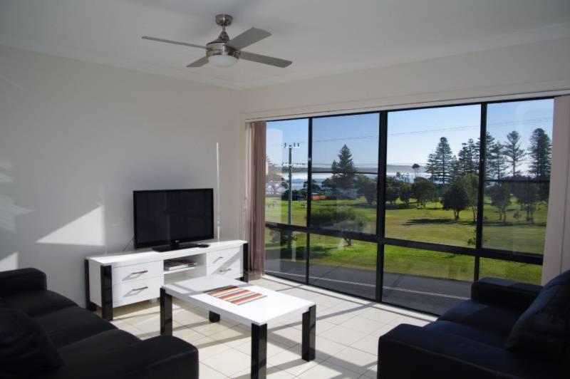 Dolphin Court 2, 1 Gowing Street
