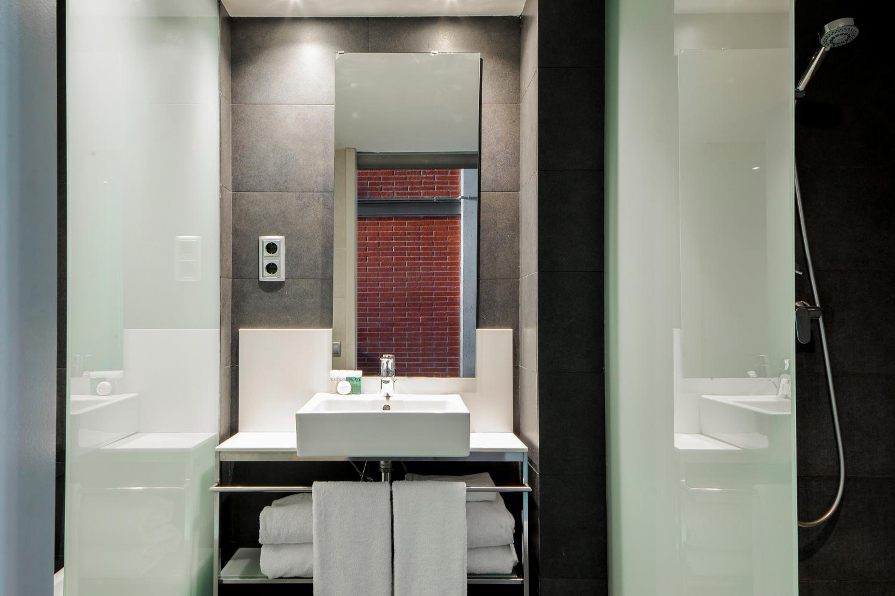 Barcelona Apartment Republica