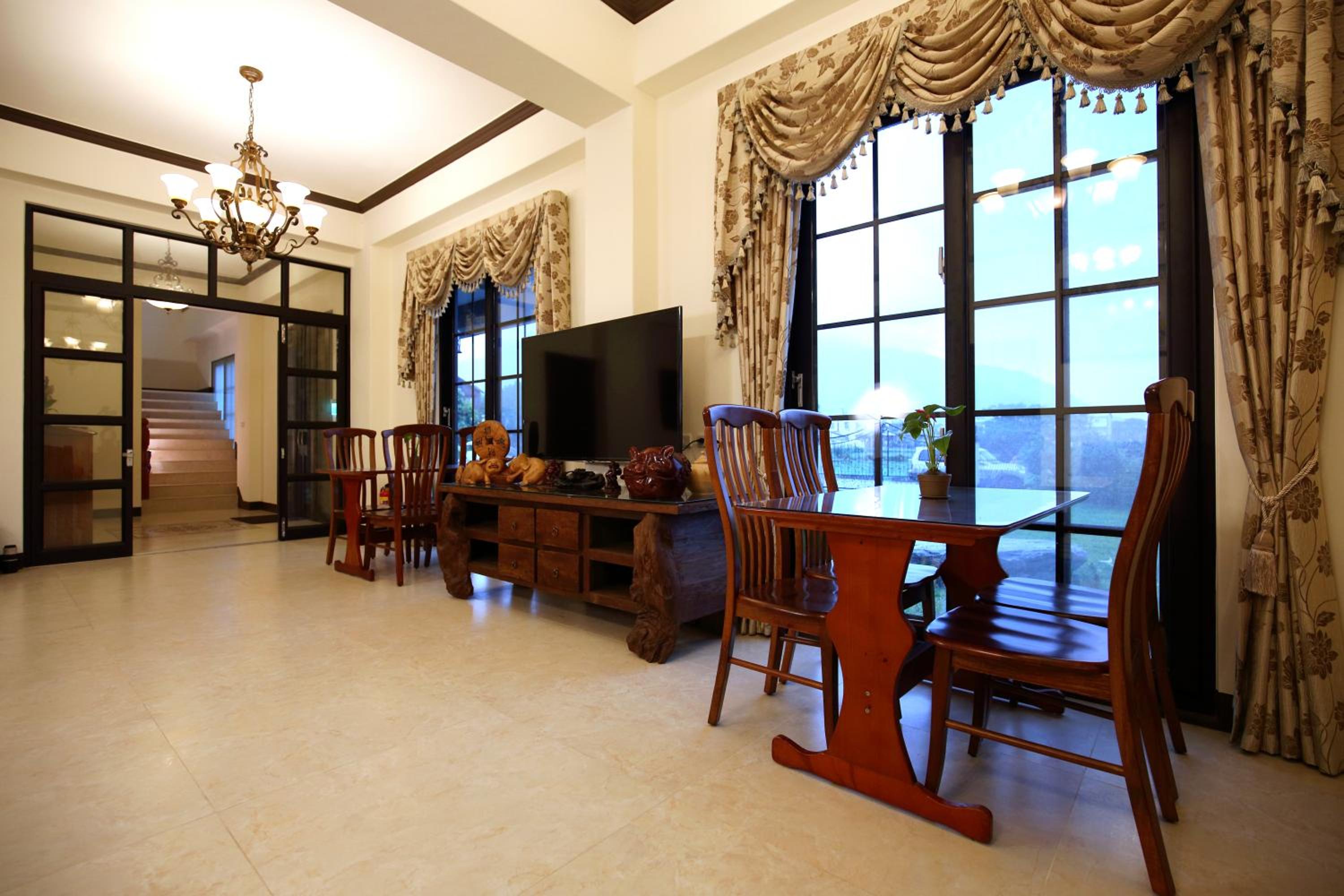 Ching Shin Graceland view 5