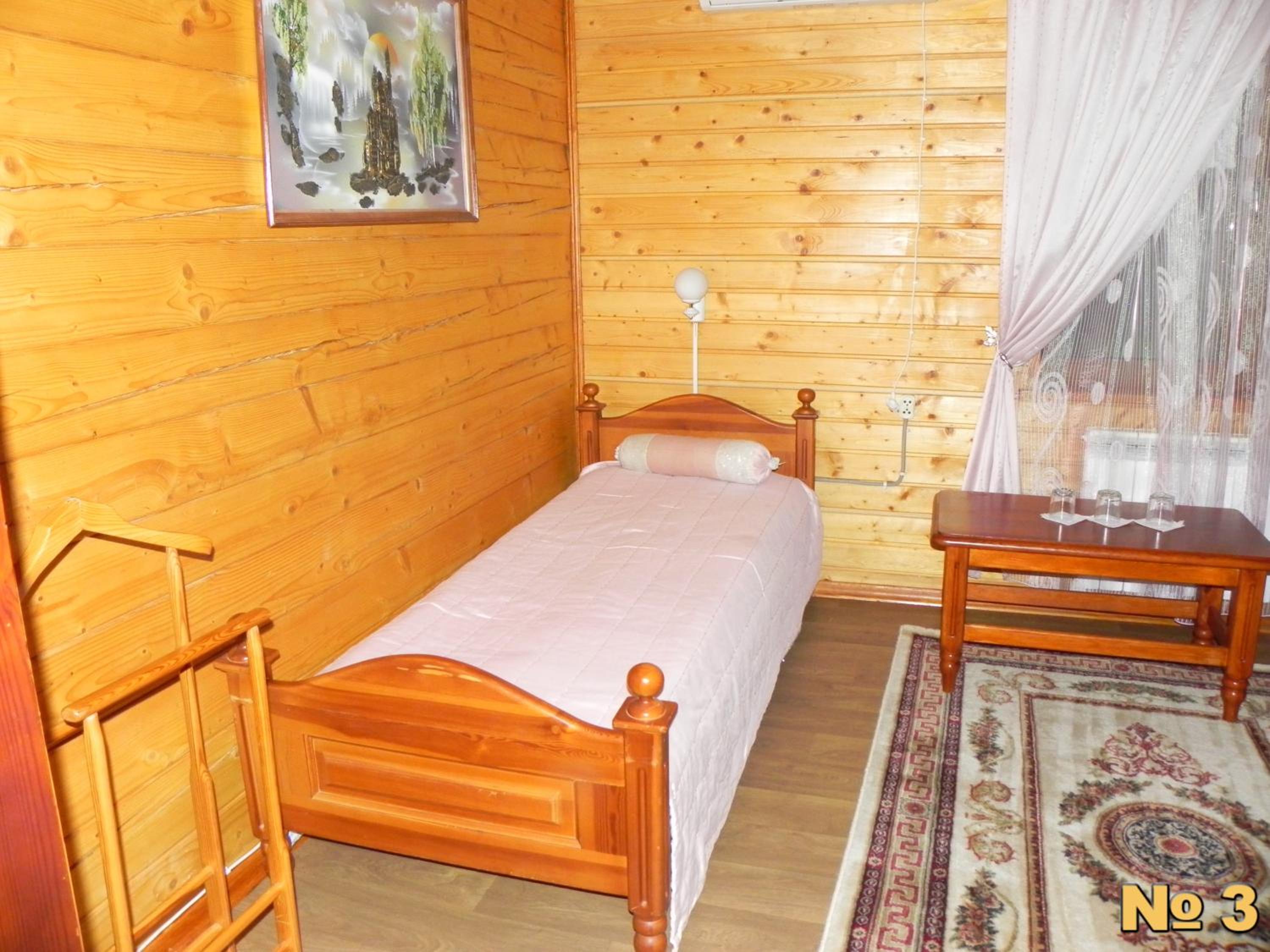 Hotel and restaurant complex Skolmo