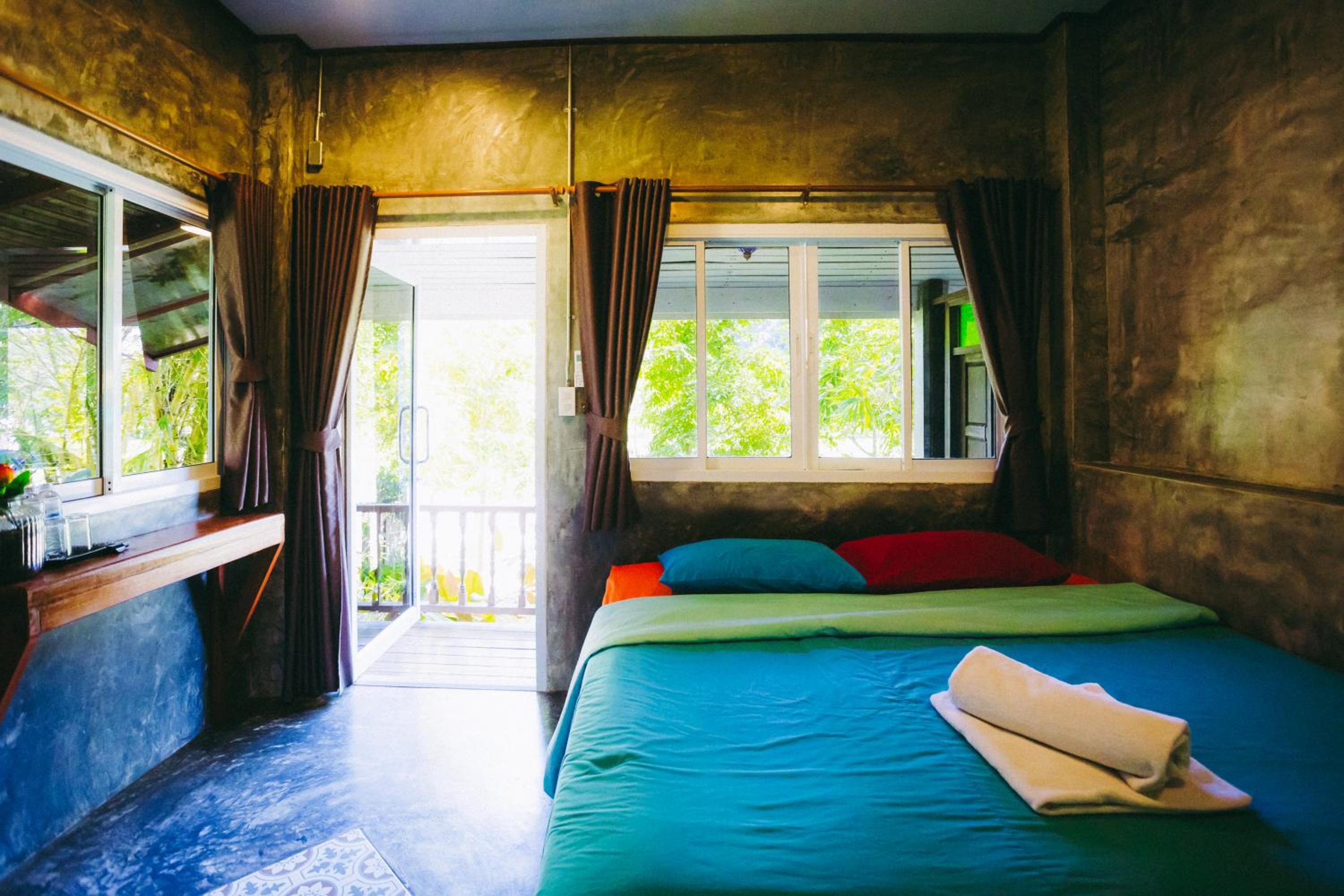 Sawasdeepai River Resort