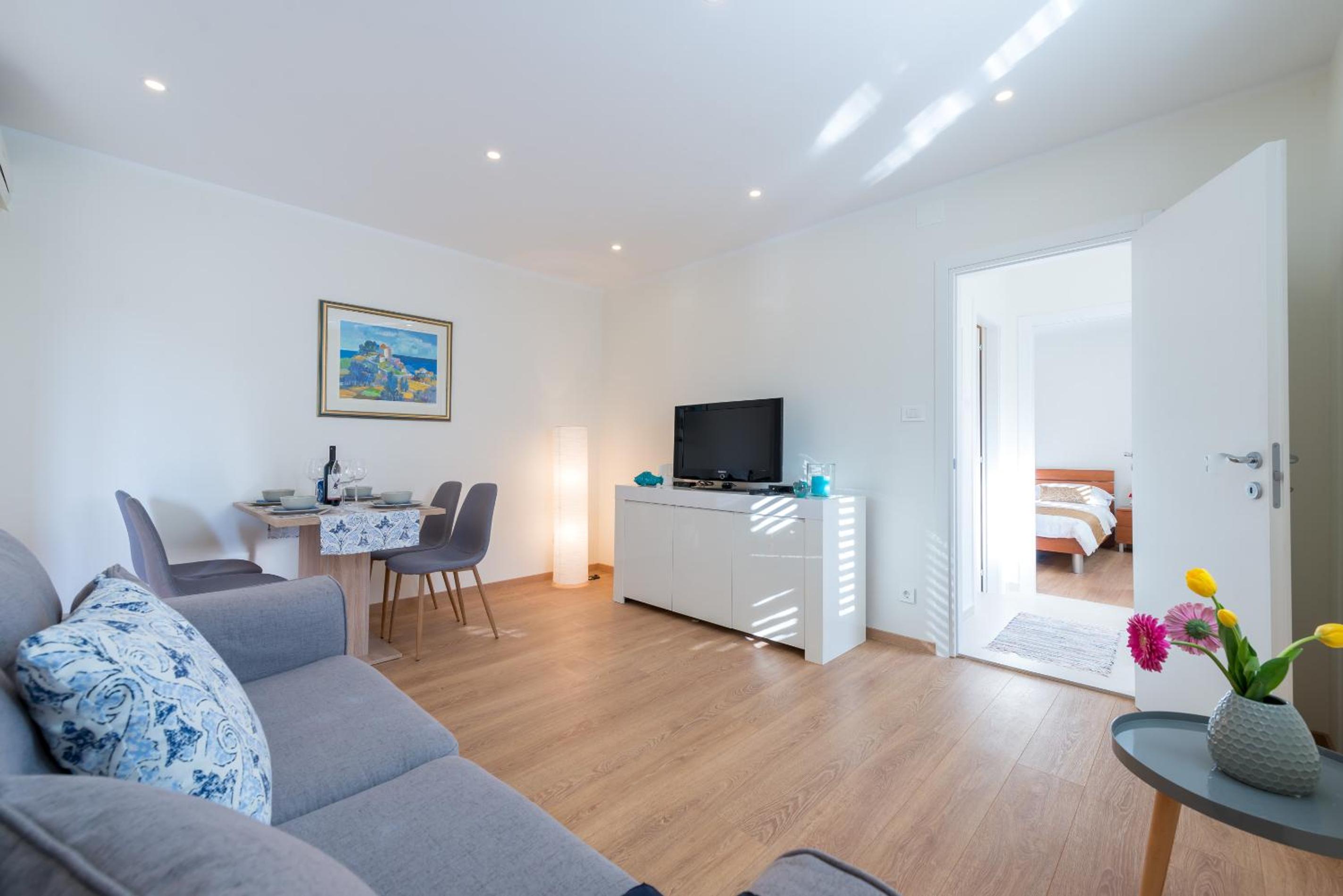 Apartment Eden