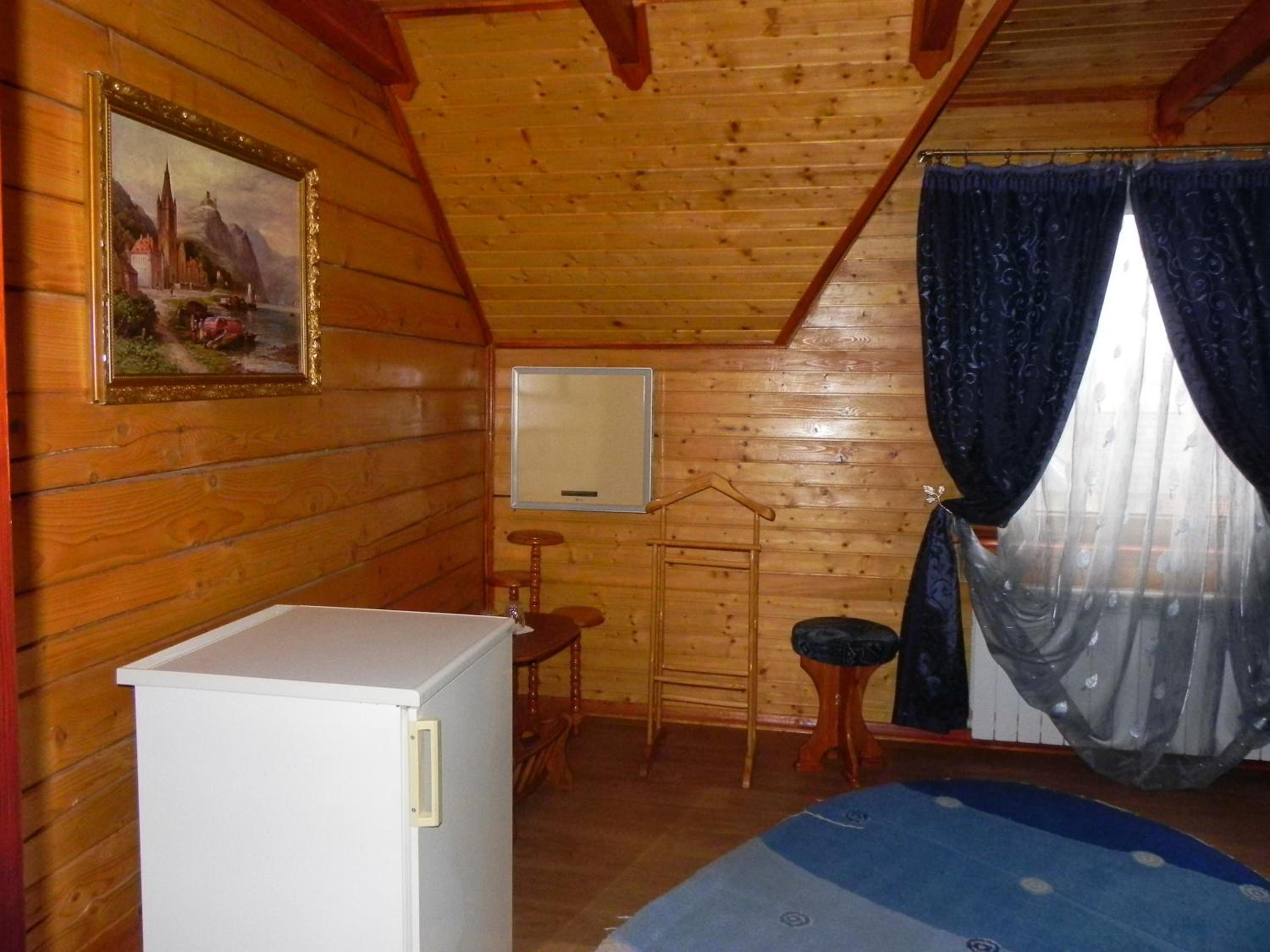 Hotel and restaurant complex Skolmo