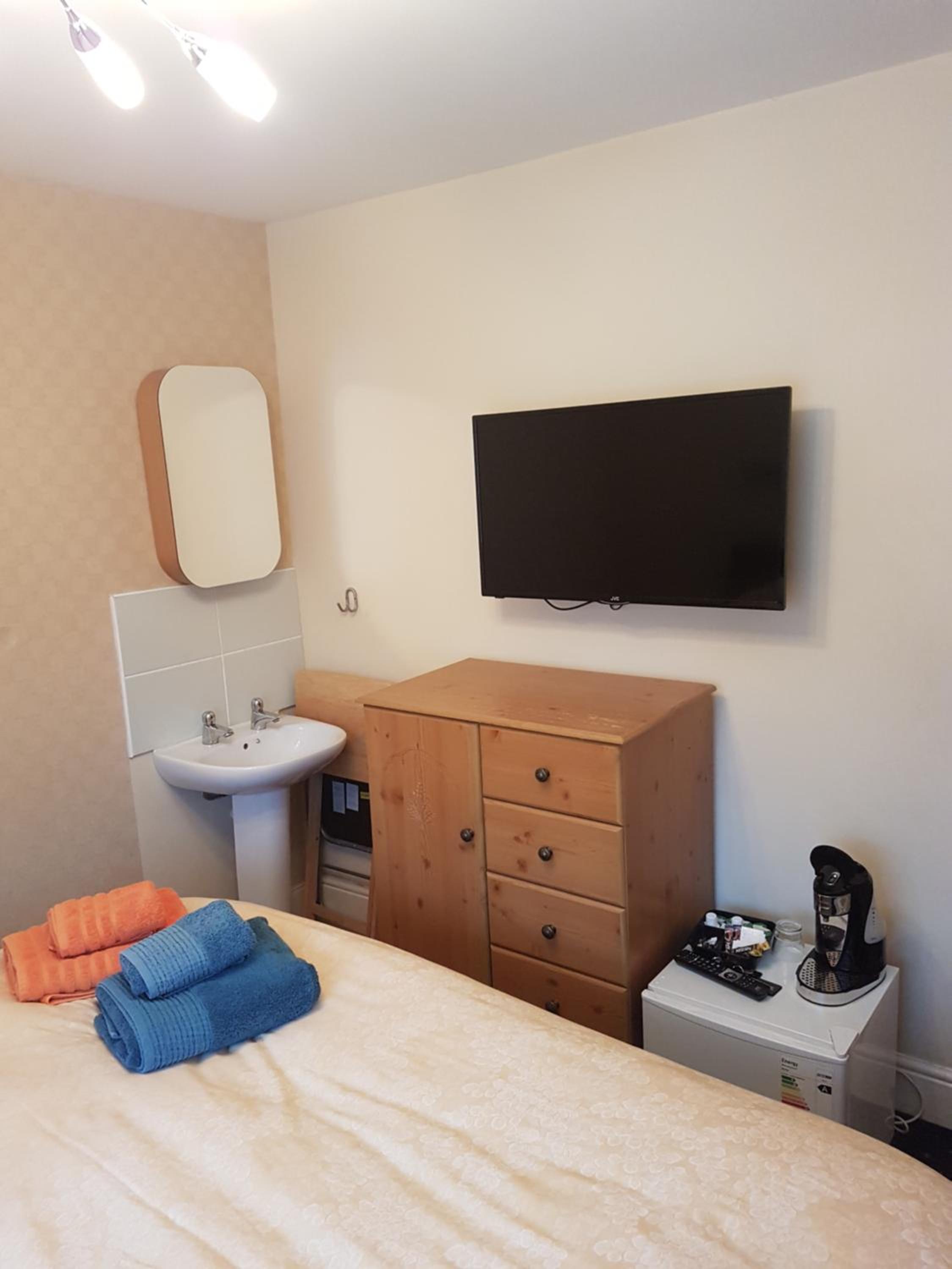 Leicester Vacations - Abinger Guest House - Property Image 12