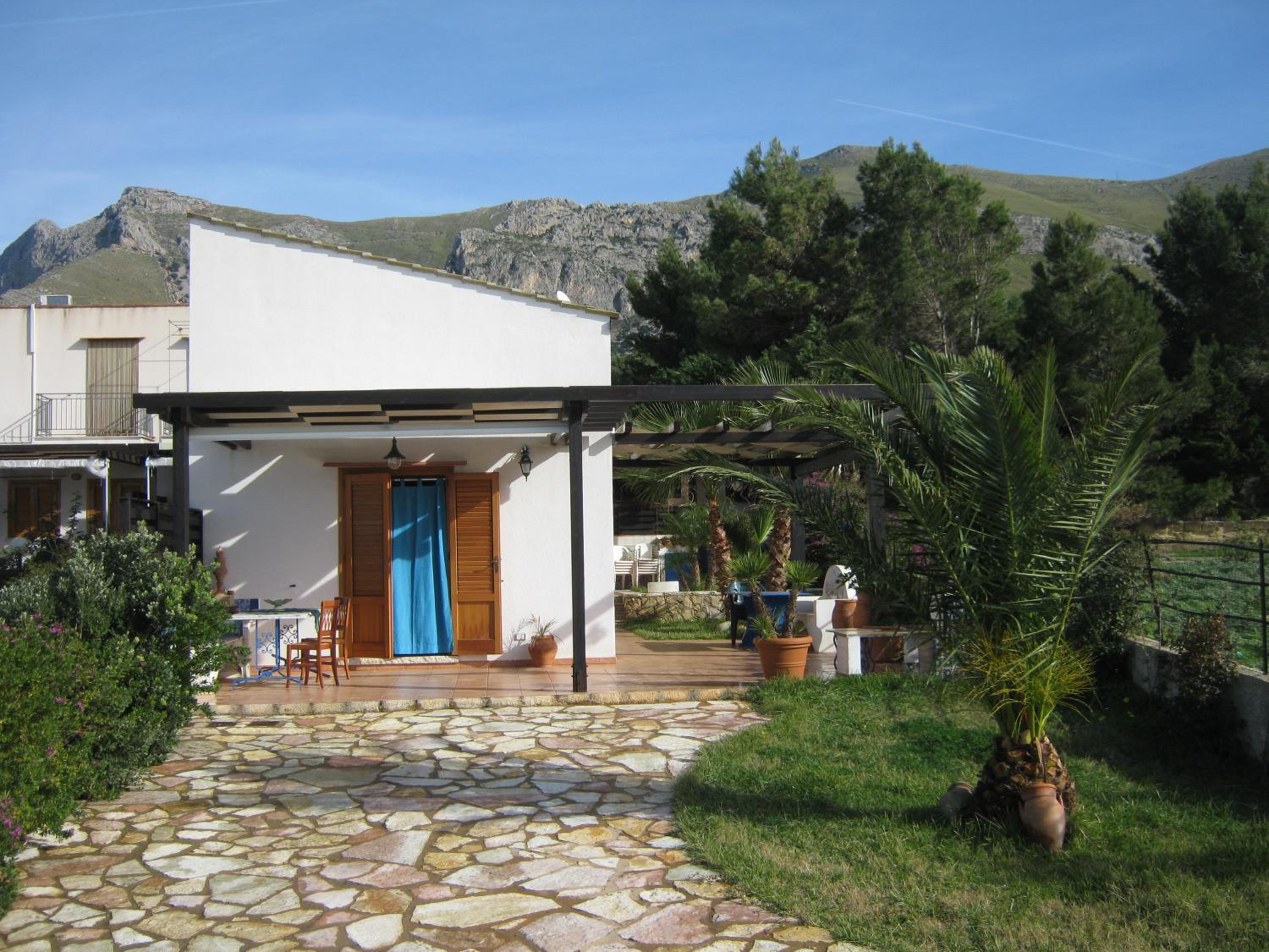 Villa vista MARE a MÀKARI view 3