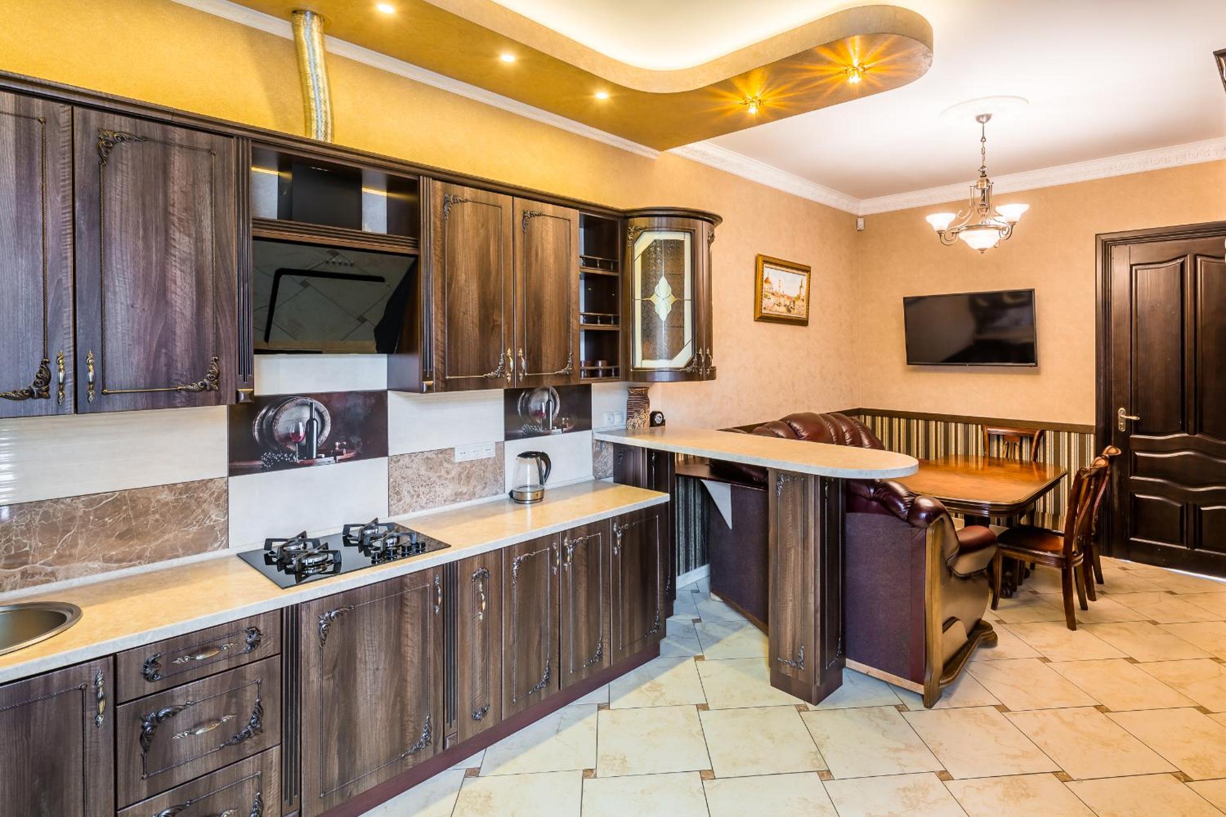 Beautiful apartment D.Galytskogo view 2