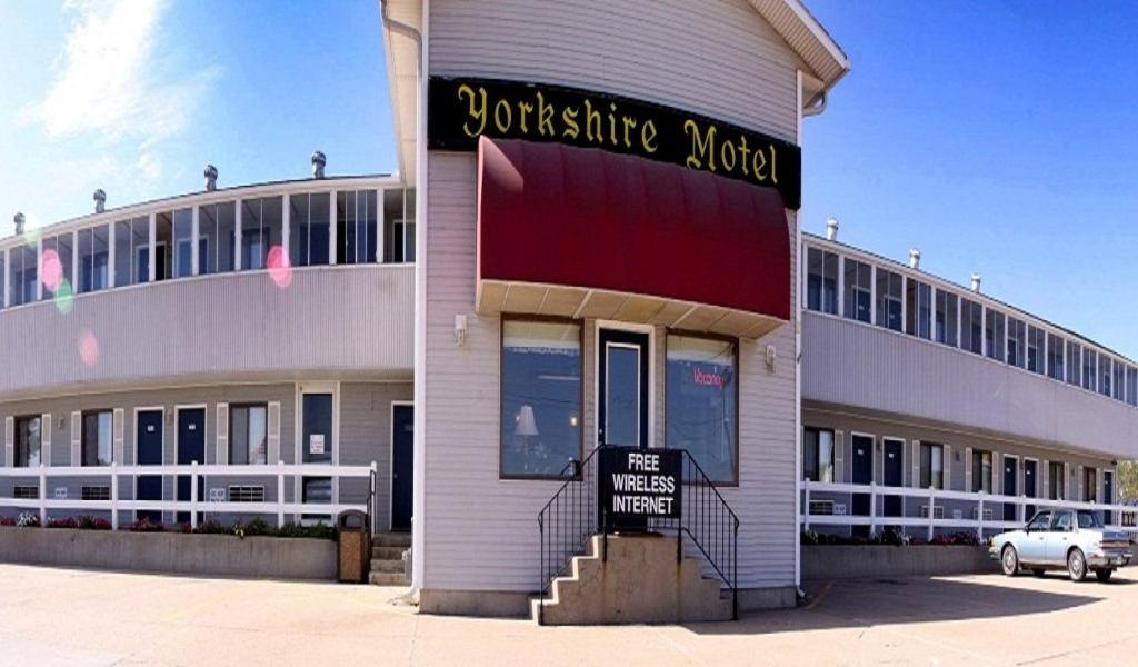 New York City Vacations - Yorkshire Motel - Property Image 10