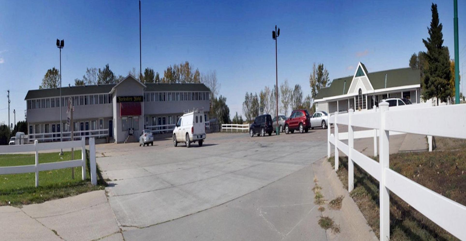 New York City Vacations - Yorkshire Motel - Property Image 9