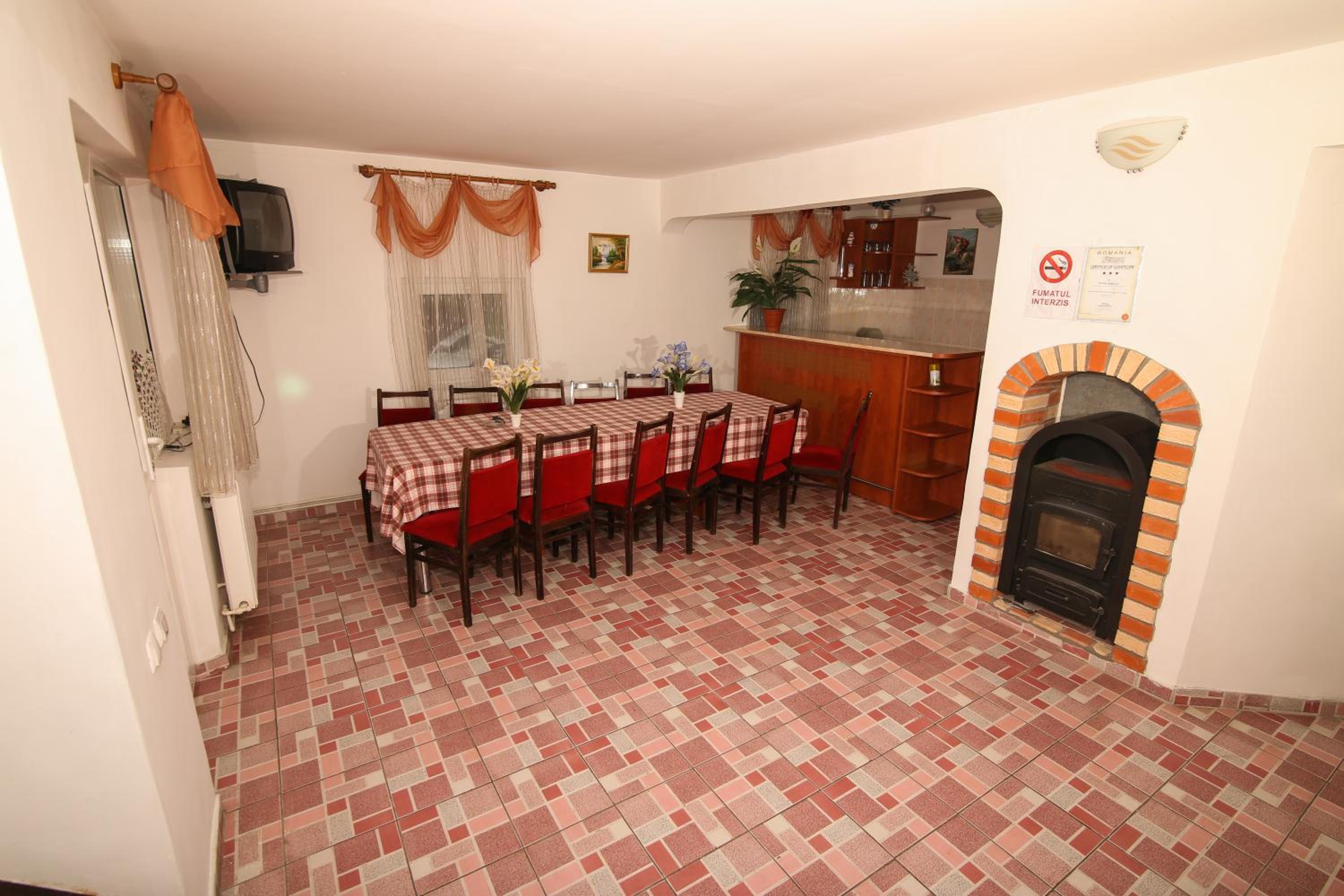 Vila Cotul Donului