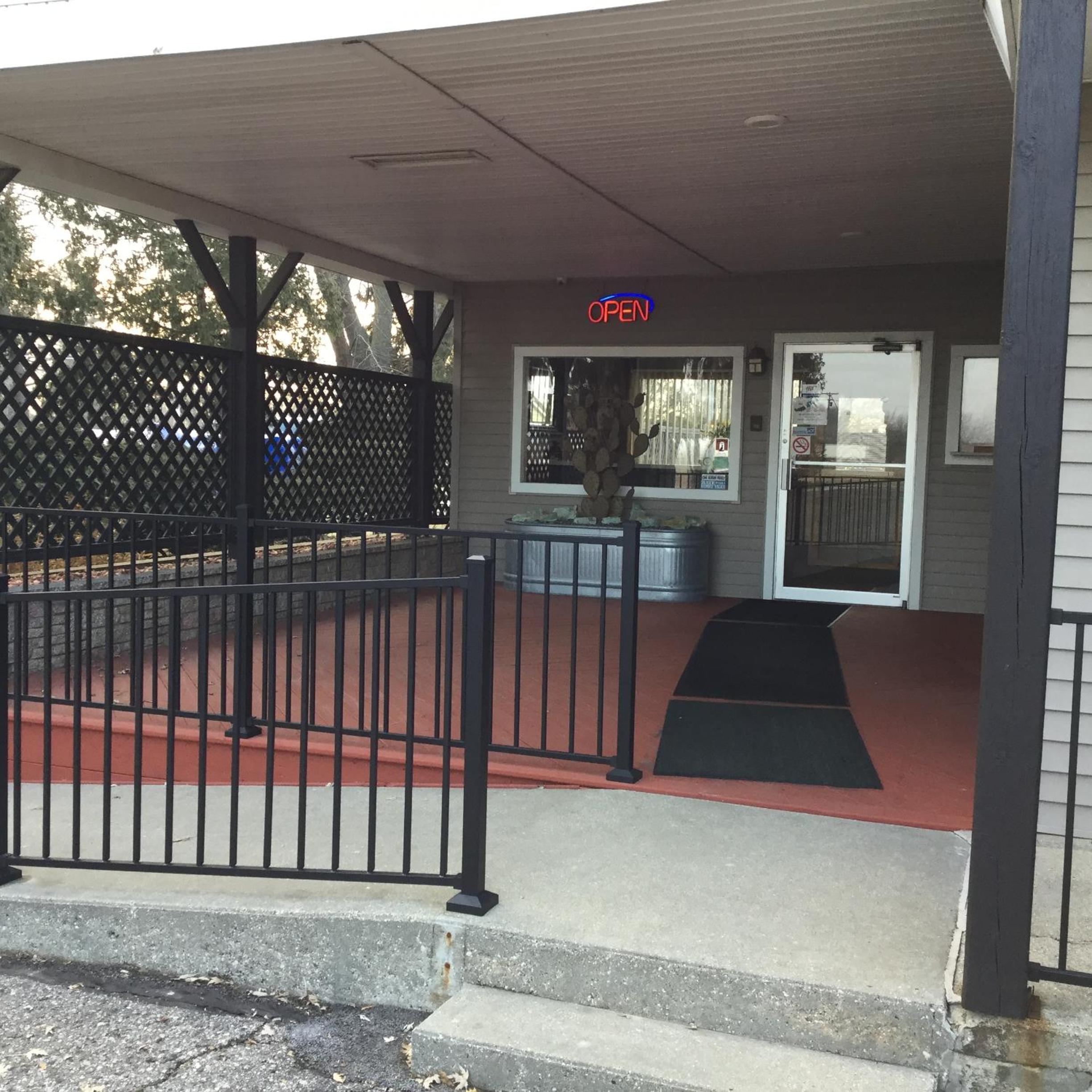The Triangle Motel - Property Image 6