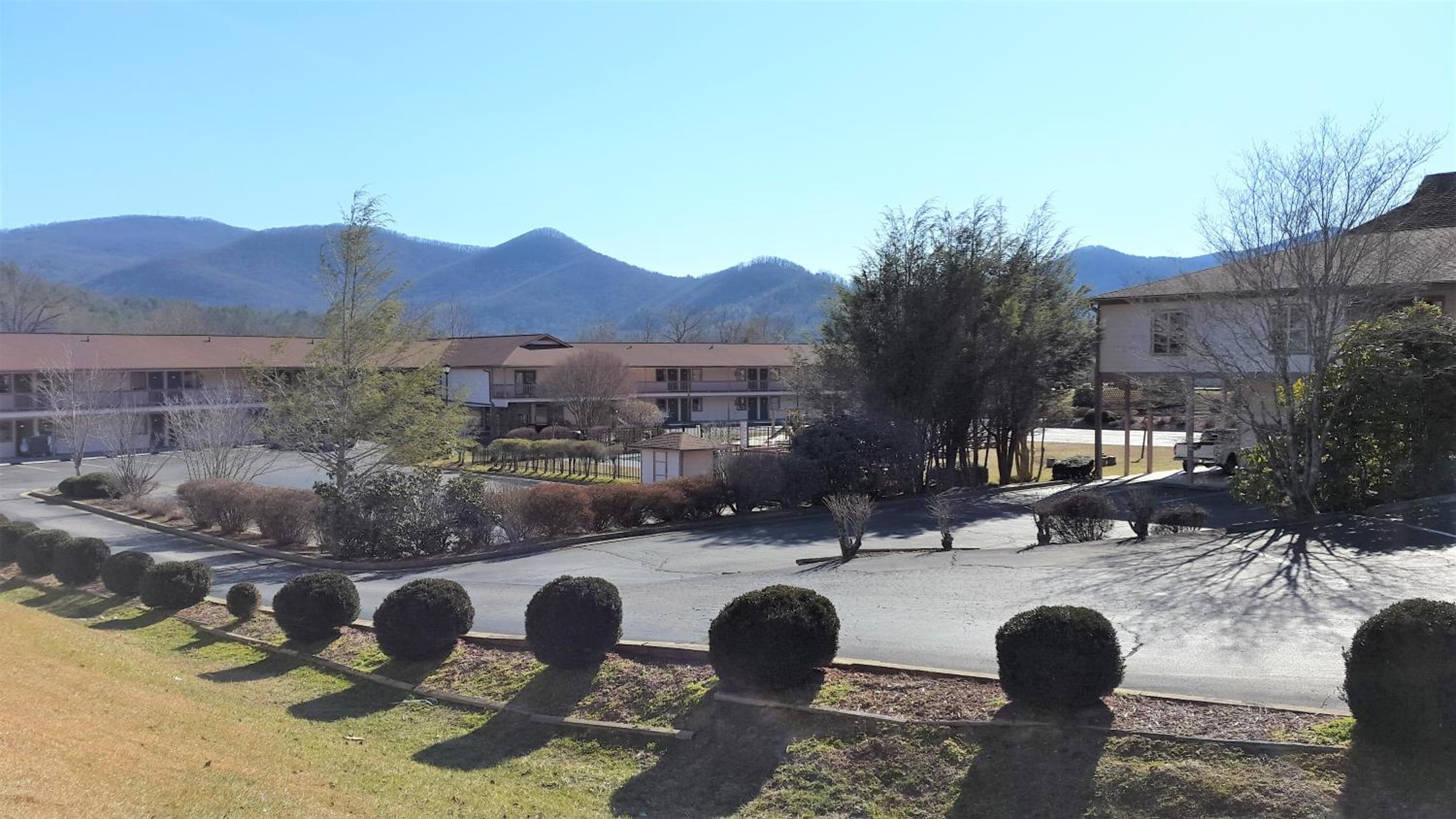 Mountain Valley Inn - Property Image 36