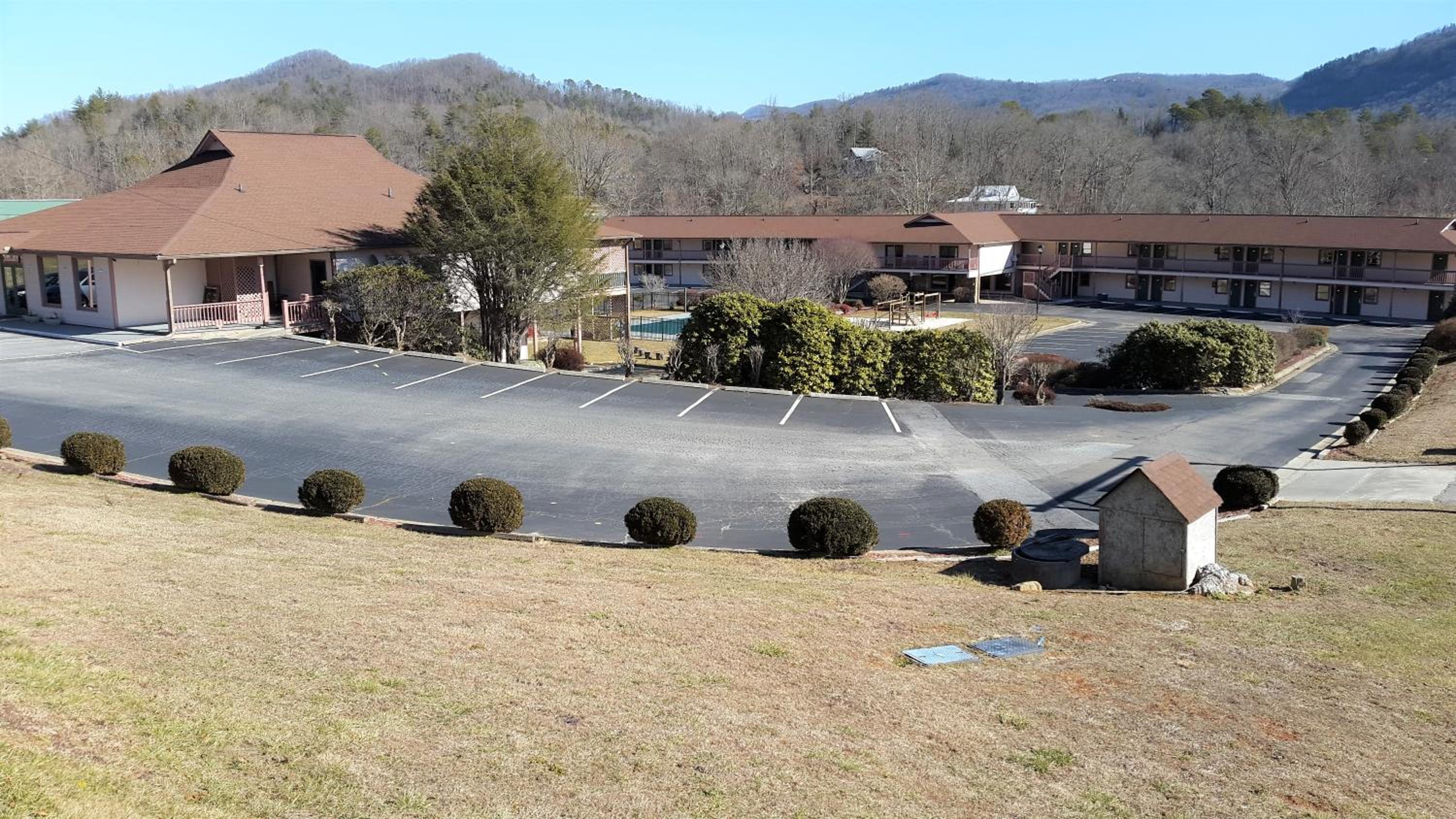 Mountain Valley Inn - Property Image 39