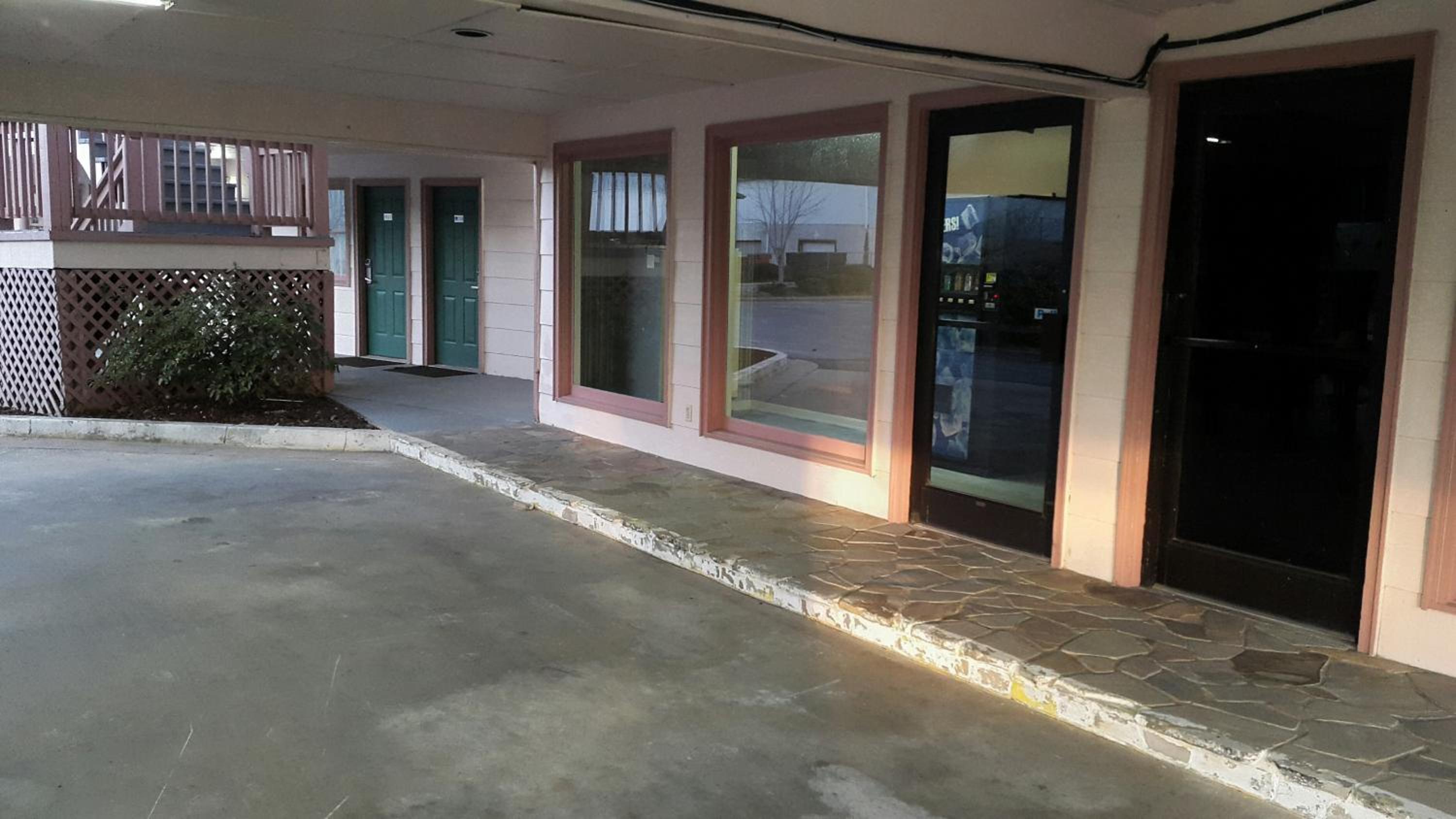 Mountain Valley Inn - Property Image 13